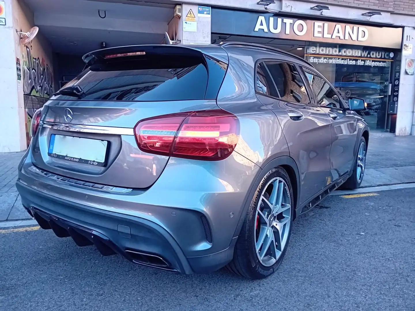 Mercedes-Benz GLA 45 AMG 4Matic 7-DCT Gris - 1