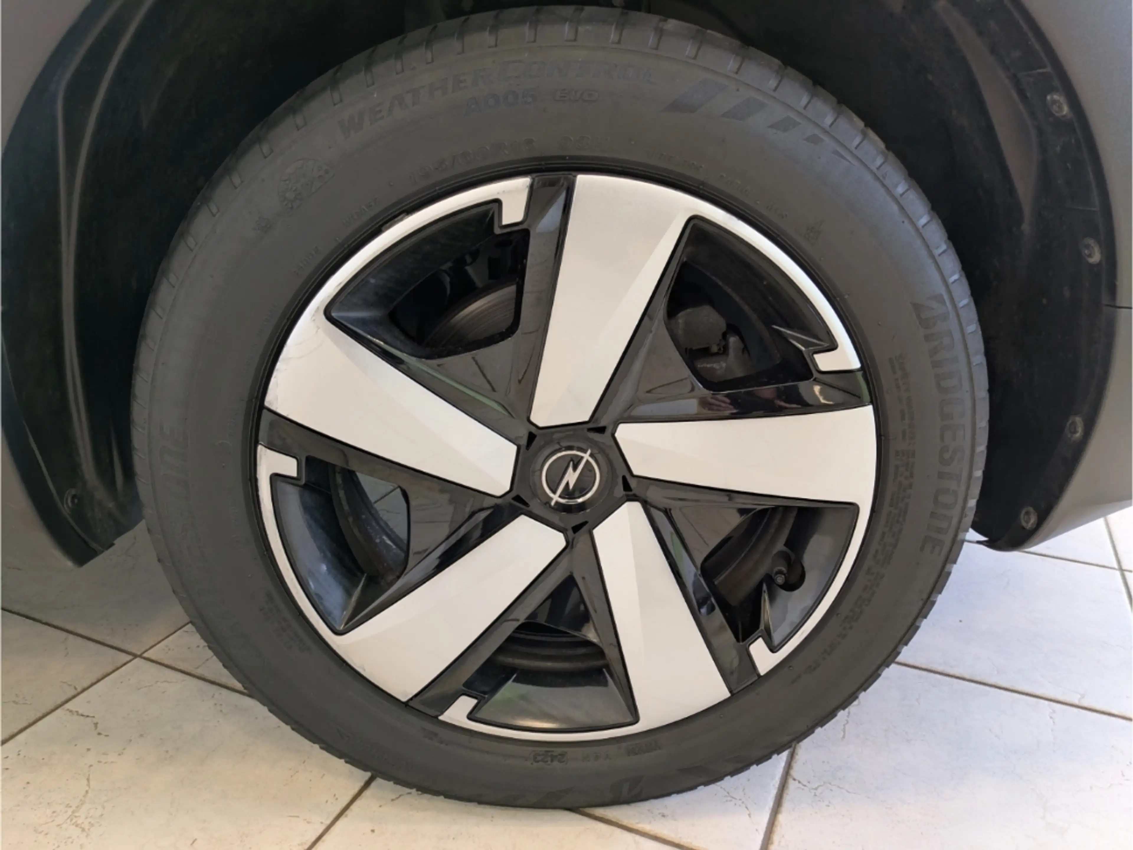Opel Crossland 1.2 Enjoy+Frontscheibe heizbar+LED+SHZ+Lenkrad hei — photo 11