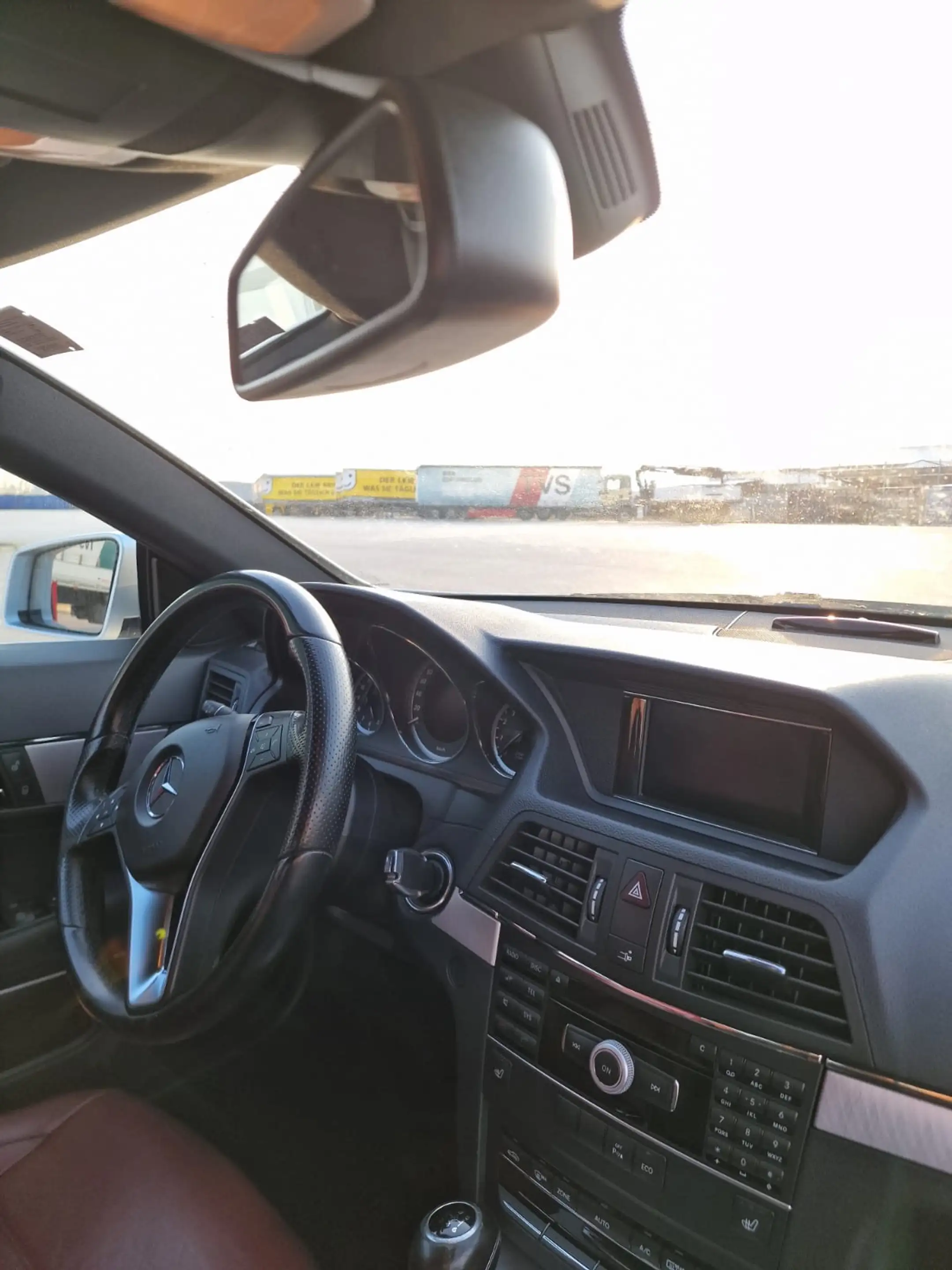 Mercedes-Benz E 200 E 200 CGI BlueEfficiency — photo 10