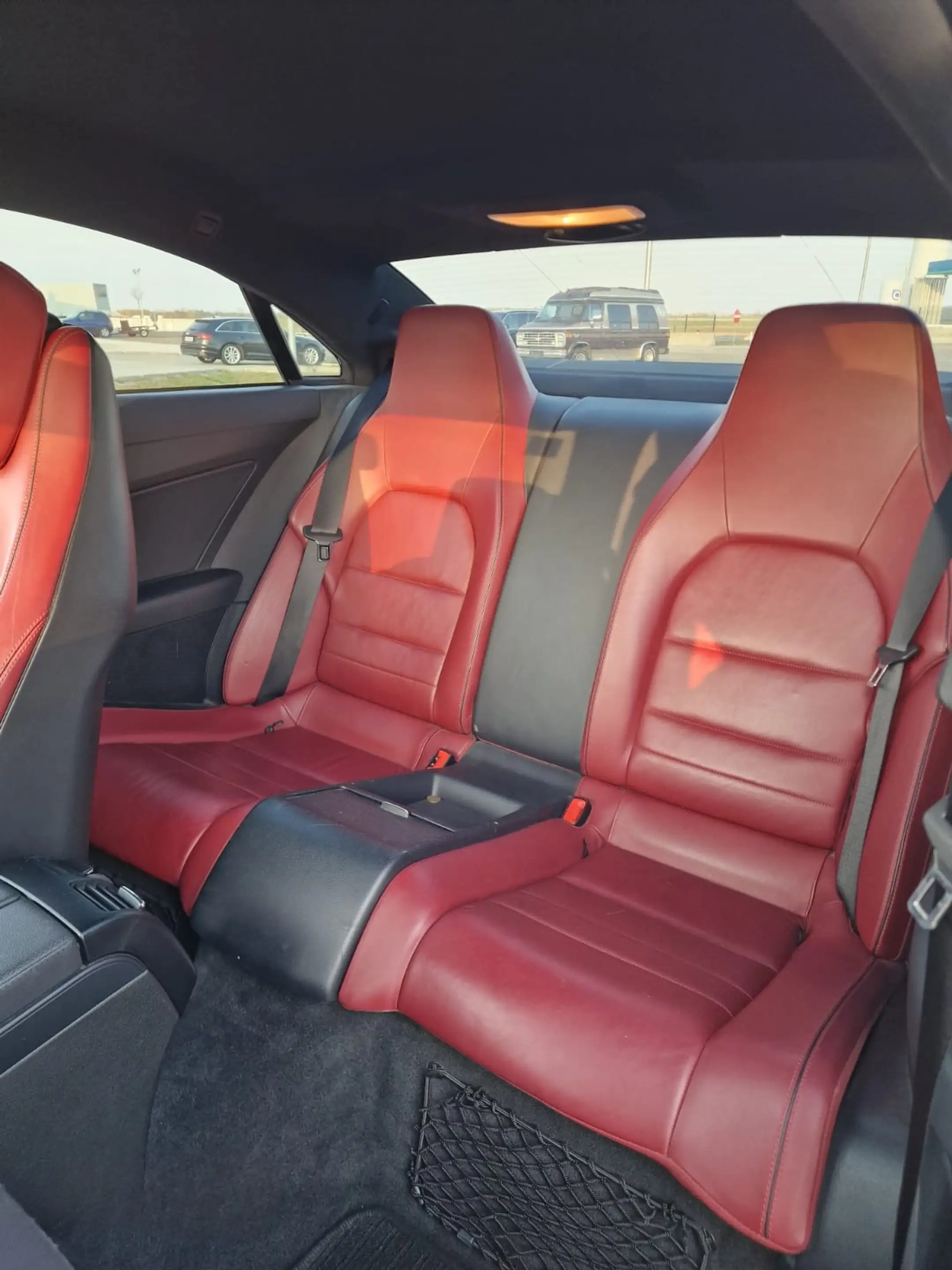 Mercedes-Benz E 200 E 200 CGI BlueEfficiency — photo 13