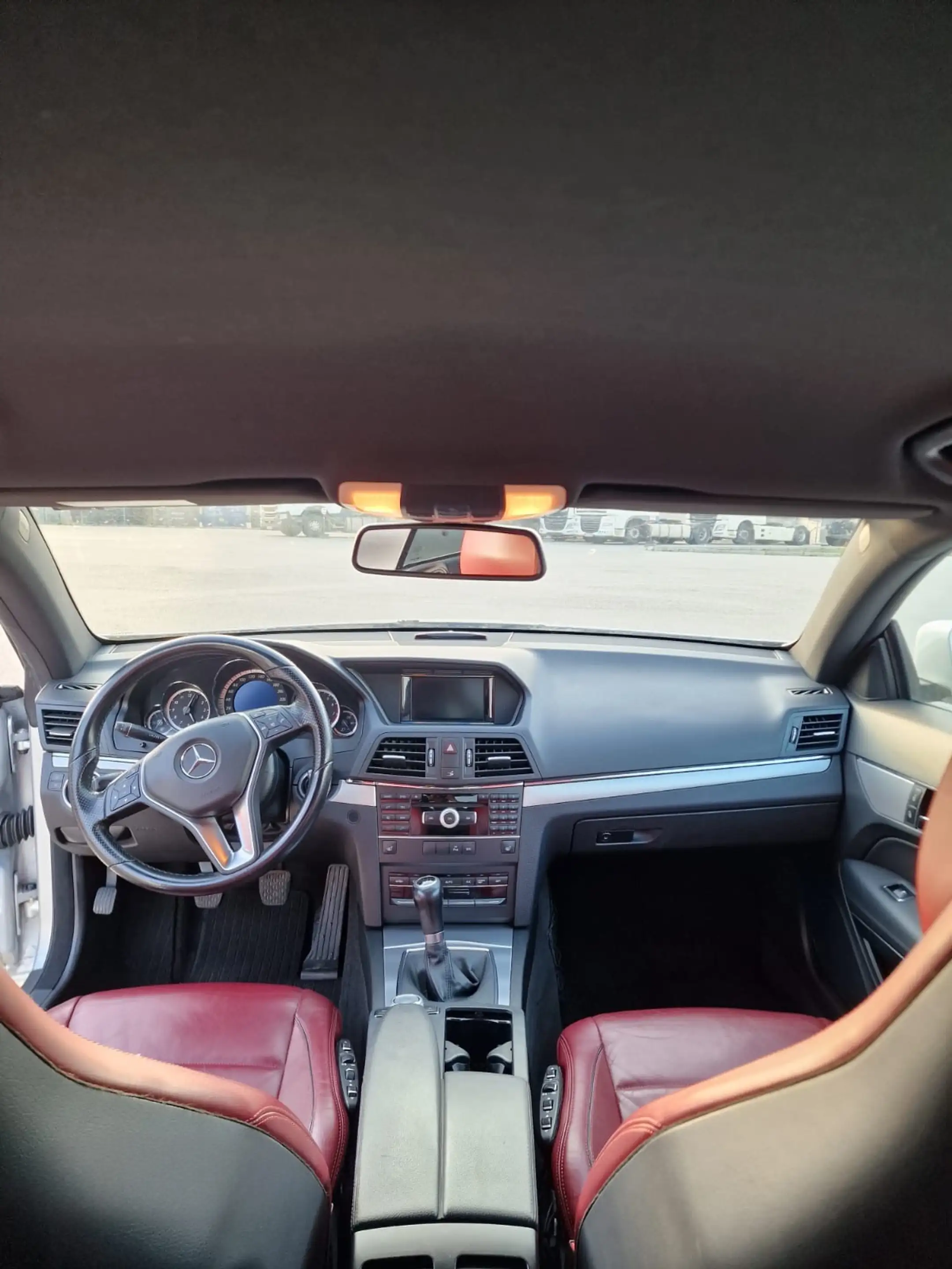 Mercedes-Benz E 200 E 200 CGI BlueEfficiency — photo 7