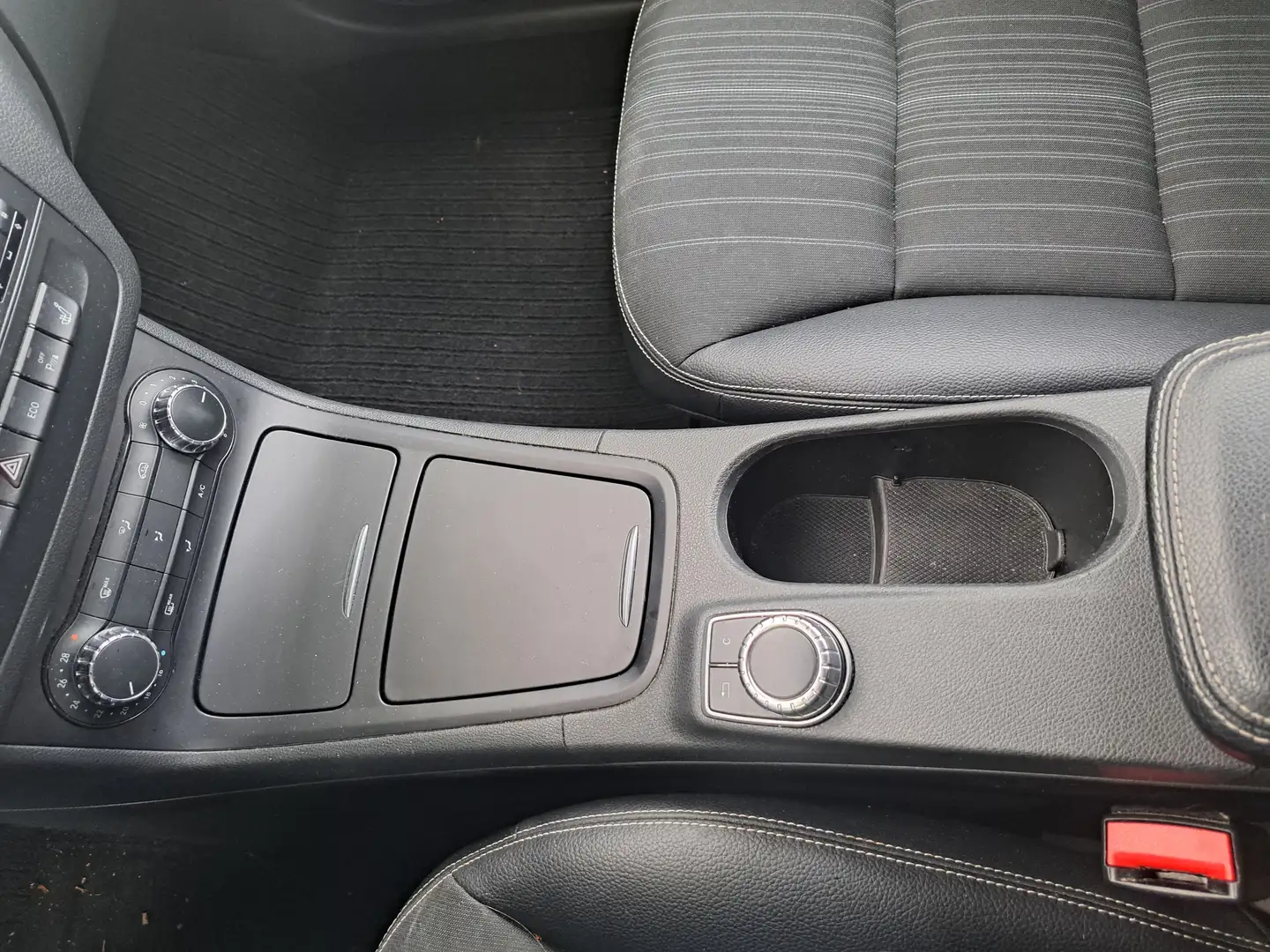 Mercedes-Benz B 200 CDI BlueEfficiency A-Edition DPF Bronze - 1
