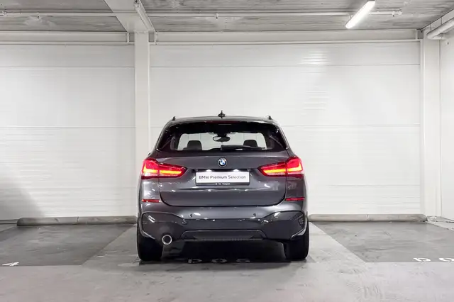 BMW X1 view 7