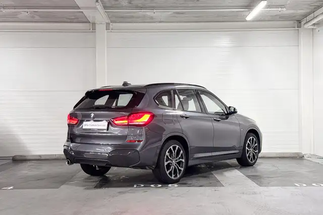 BMW X1 view 6