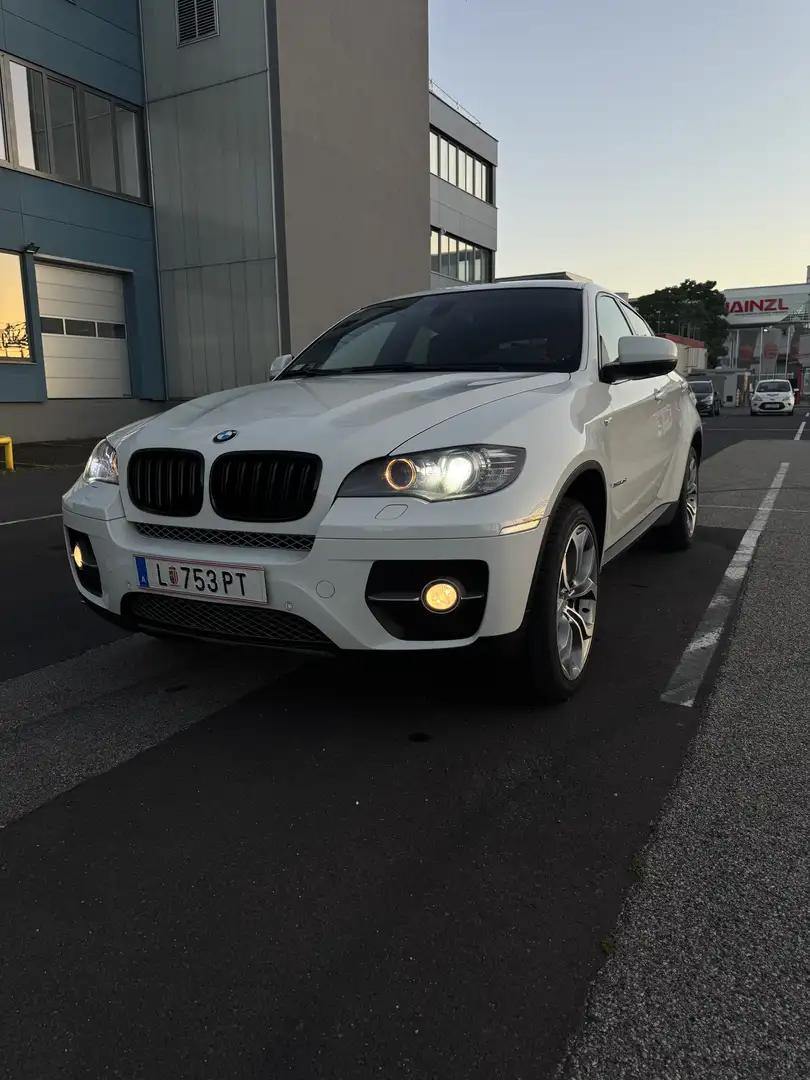 BMW X6 xDrive40d Weiß - 1