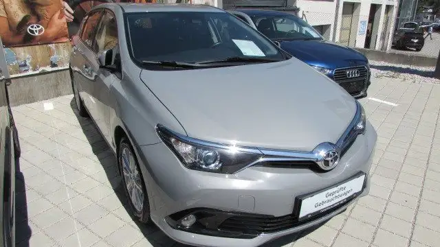 Toyota Auris 1,2 Turbo Active Aktion