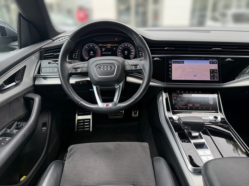 Audi Q8 50 TDI quattro — photo 10
