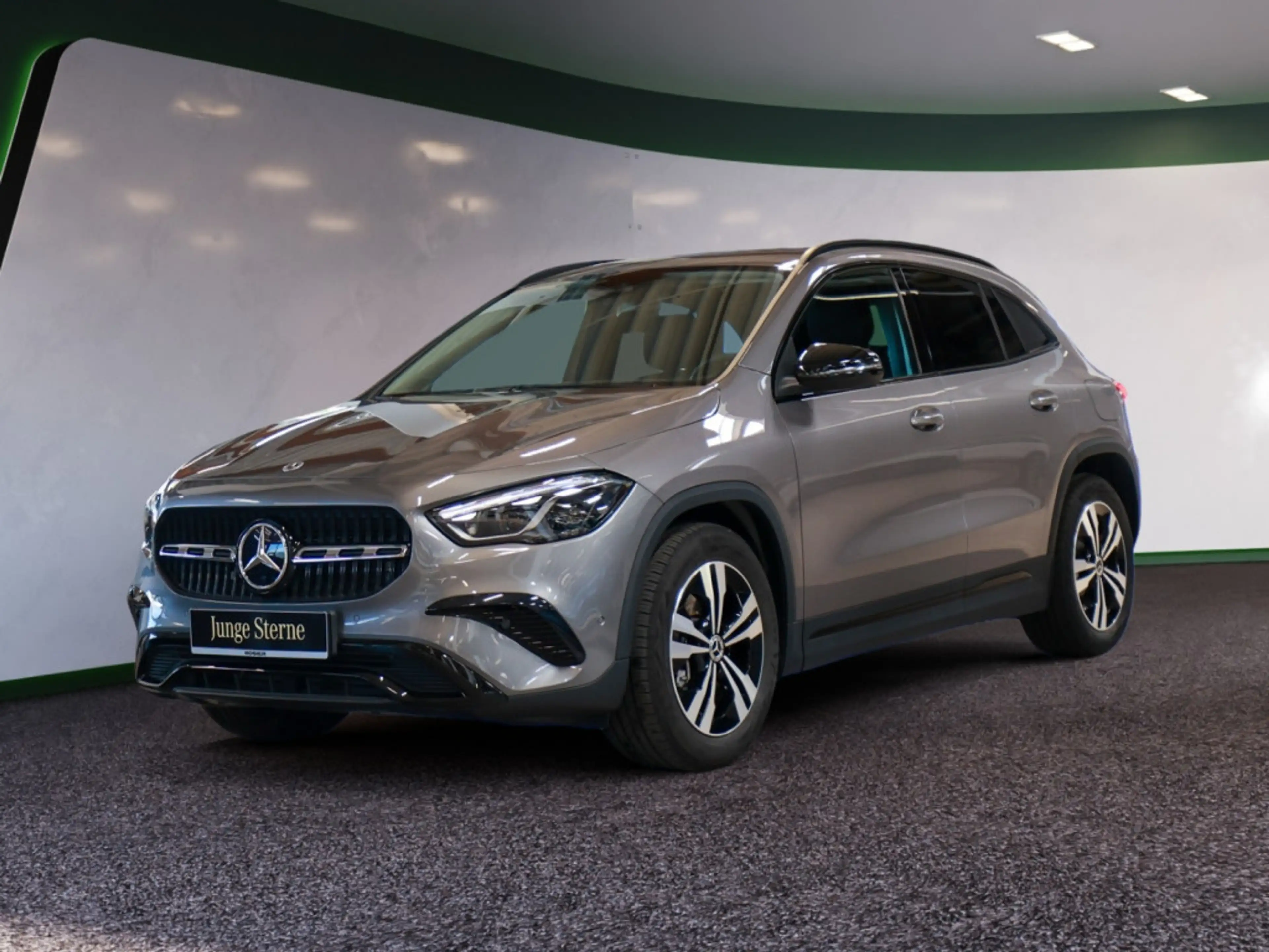 Mercedes-Benz GLA 220 4M Progressive Advanced+ NIGHT LED BT — photo 2