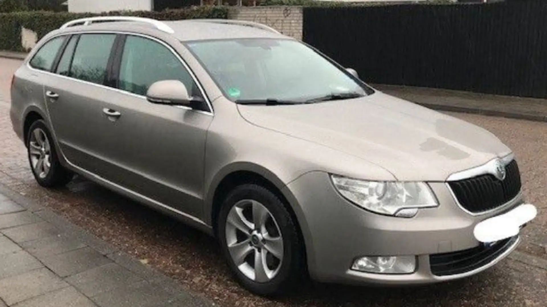 Skoda Superb Superb Combi 1.8 TSI Ambition Plateado - 1