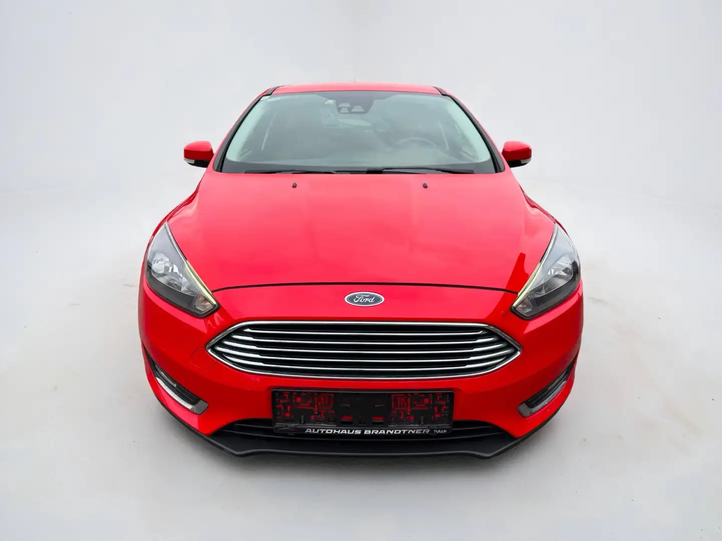 Ford Focus Titanium Rot - 2