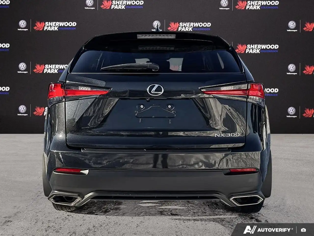 Lexus NX снимка Lexus NX
