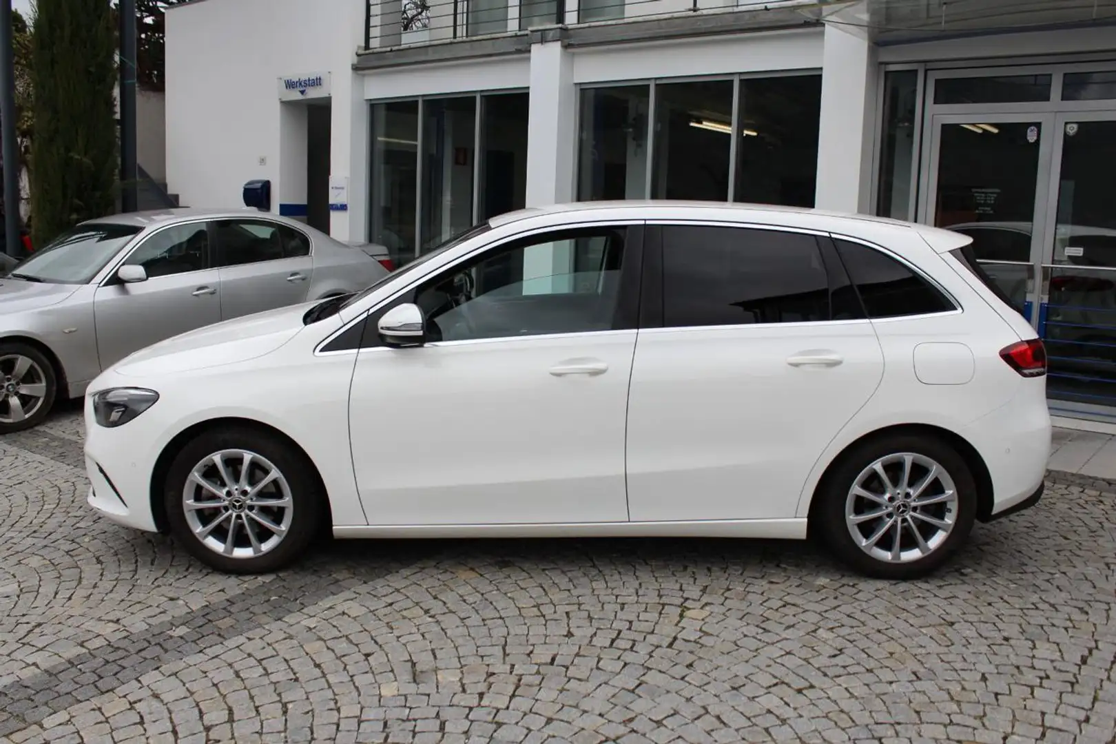 Mercedes-Benz B 200 d Premium aut! Wit - 2