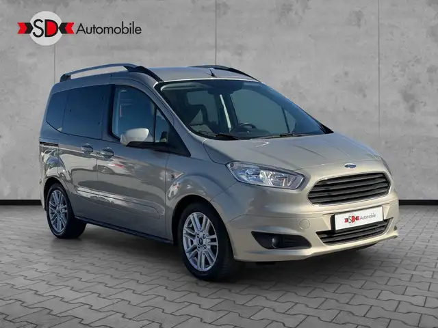 Ford Tourneo Courier