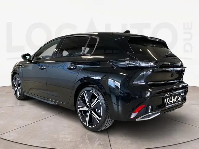 Peugeot 308 view 5