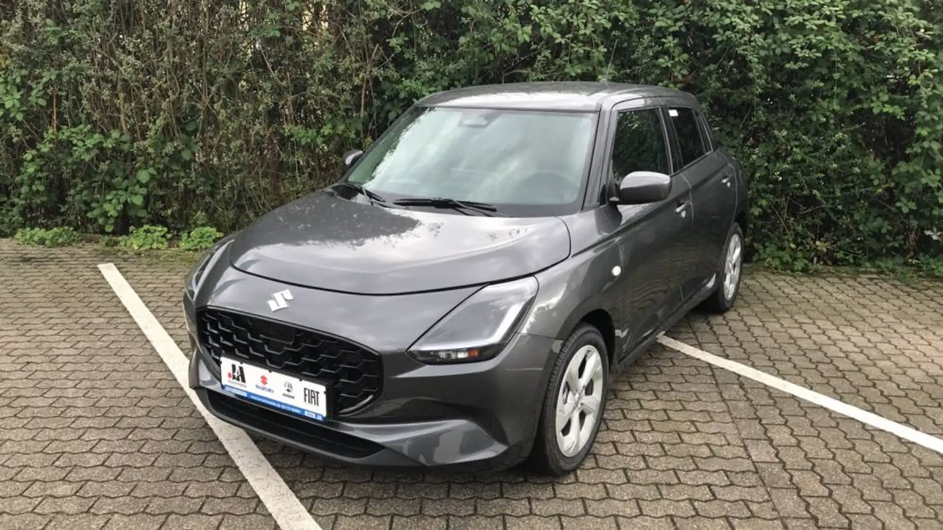 Suzuki Swift SWIFT COMFORT CVT HYBRID Grau - 1