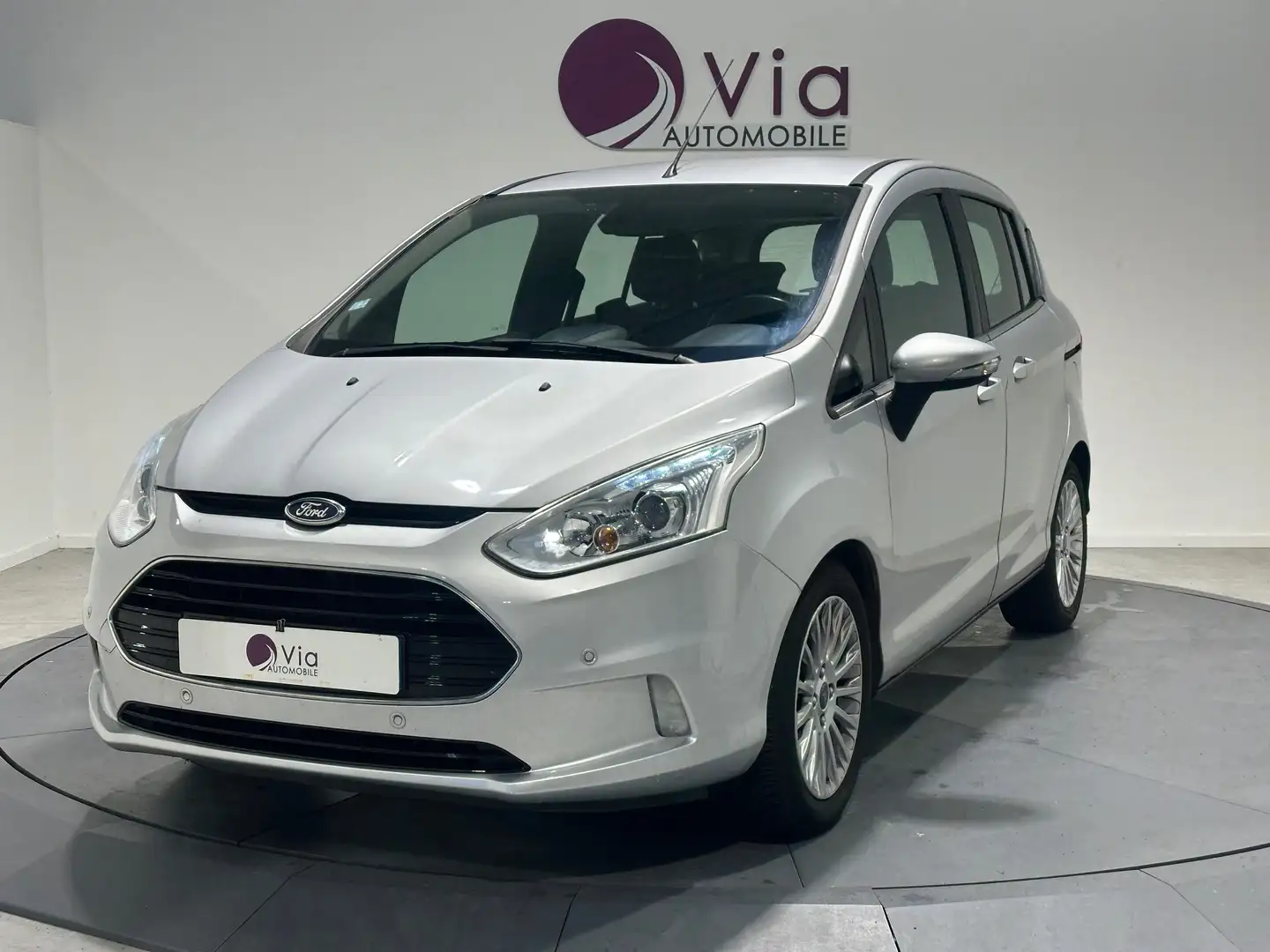 Ford B-Max 1.6 Ti-VCT 105 Titanium - Entretien Complet - Gris - 1