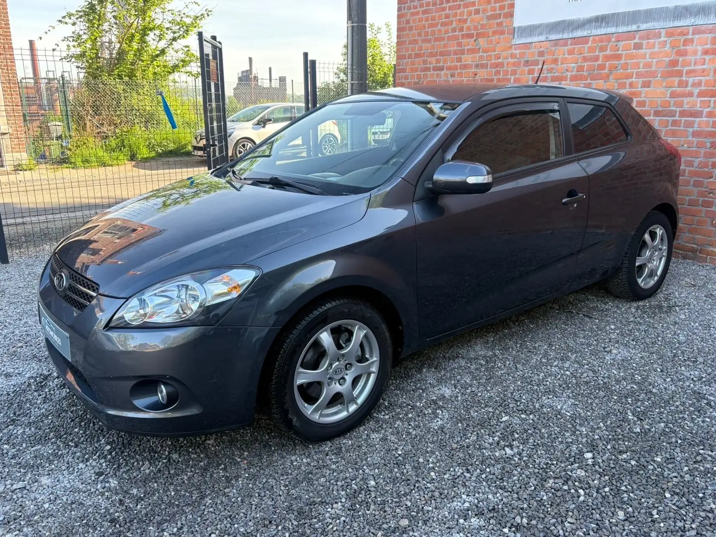 Kia Ceed / cee'd Cee'd 1.4i EX ISG EcoDynamics Blauw - 2