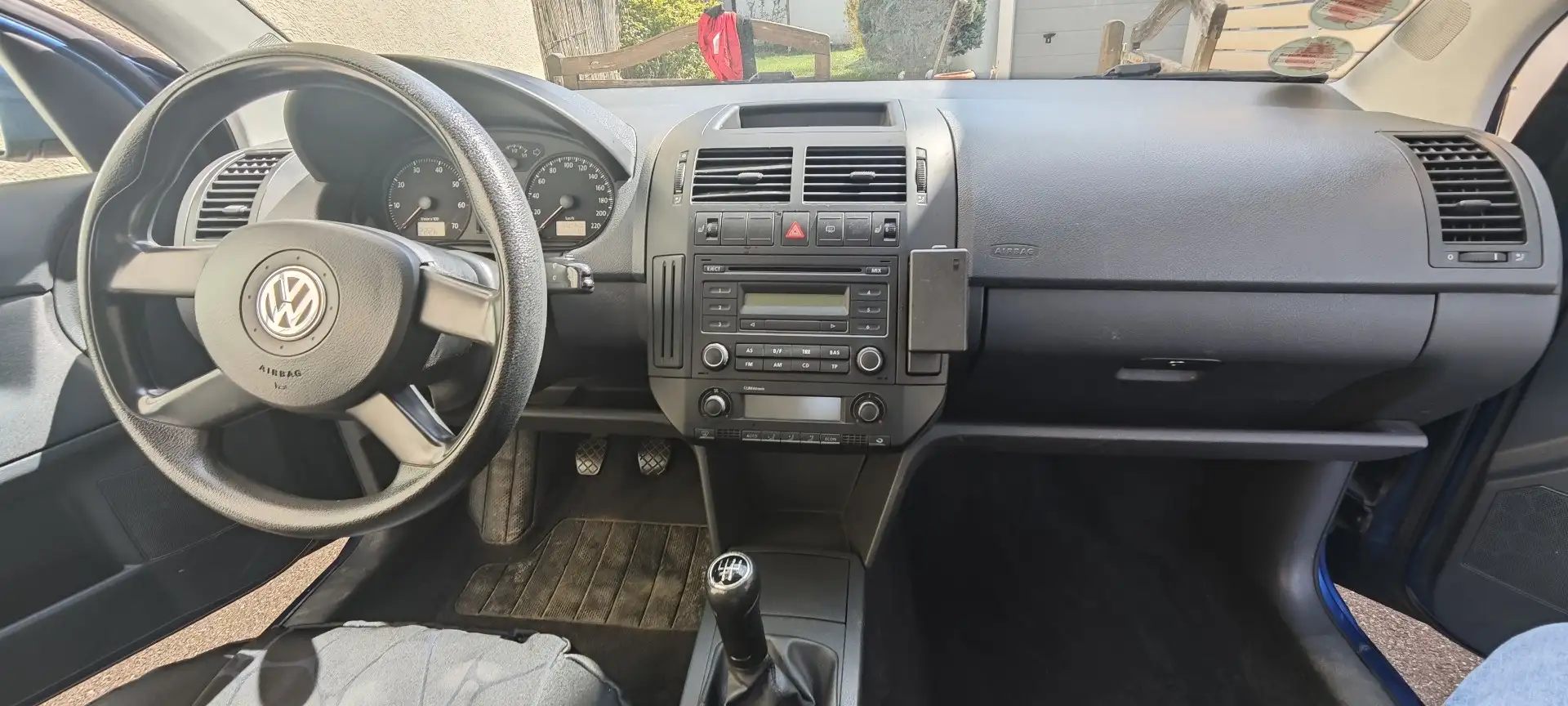 Volkswagen Polo 1.2 Comfortline - 1