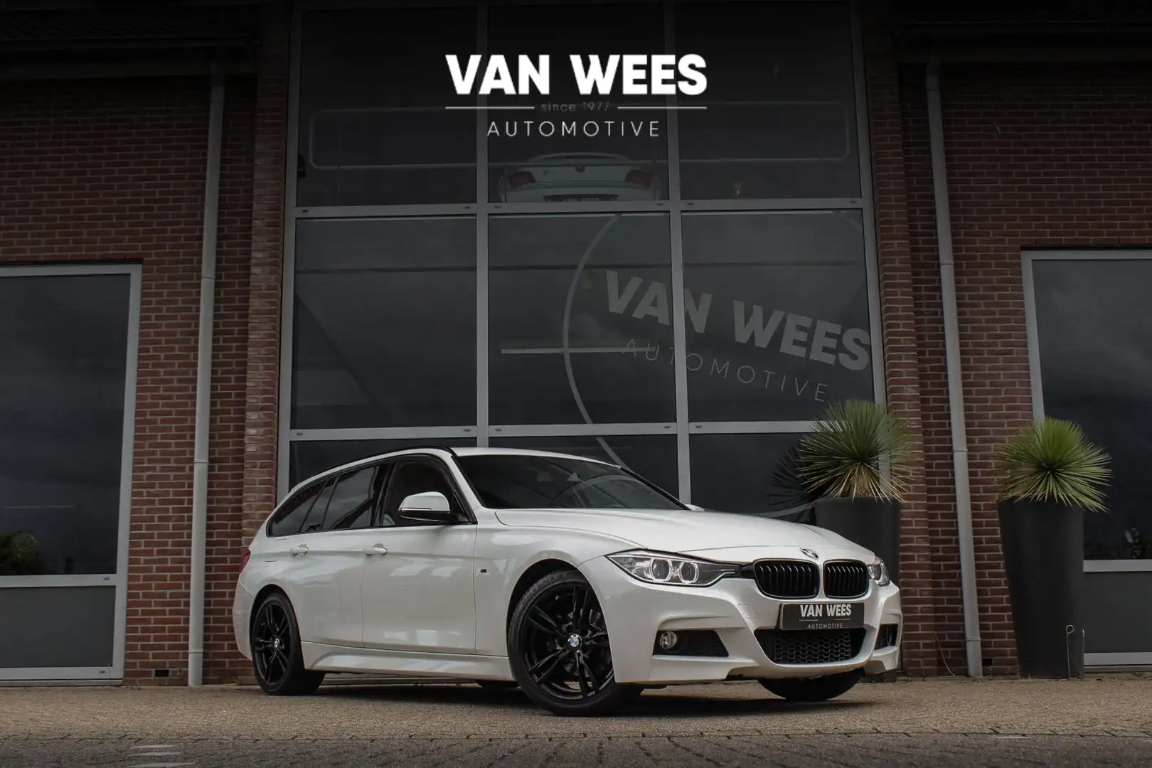BMW 316 3-serie Touring 316i F31 M Sport Edition High Exec Wit - 1