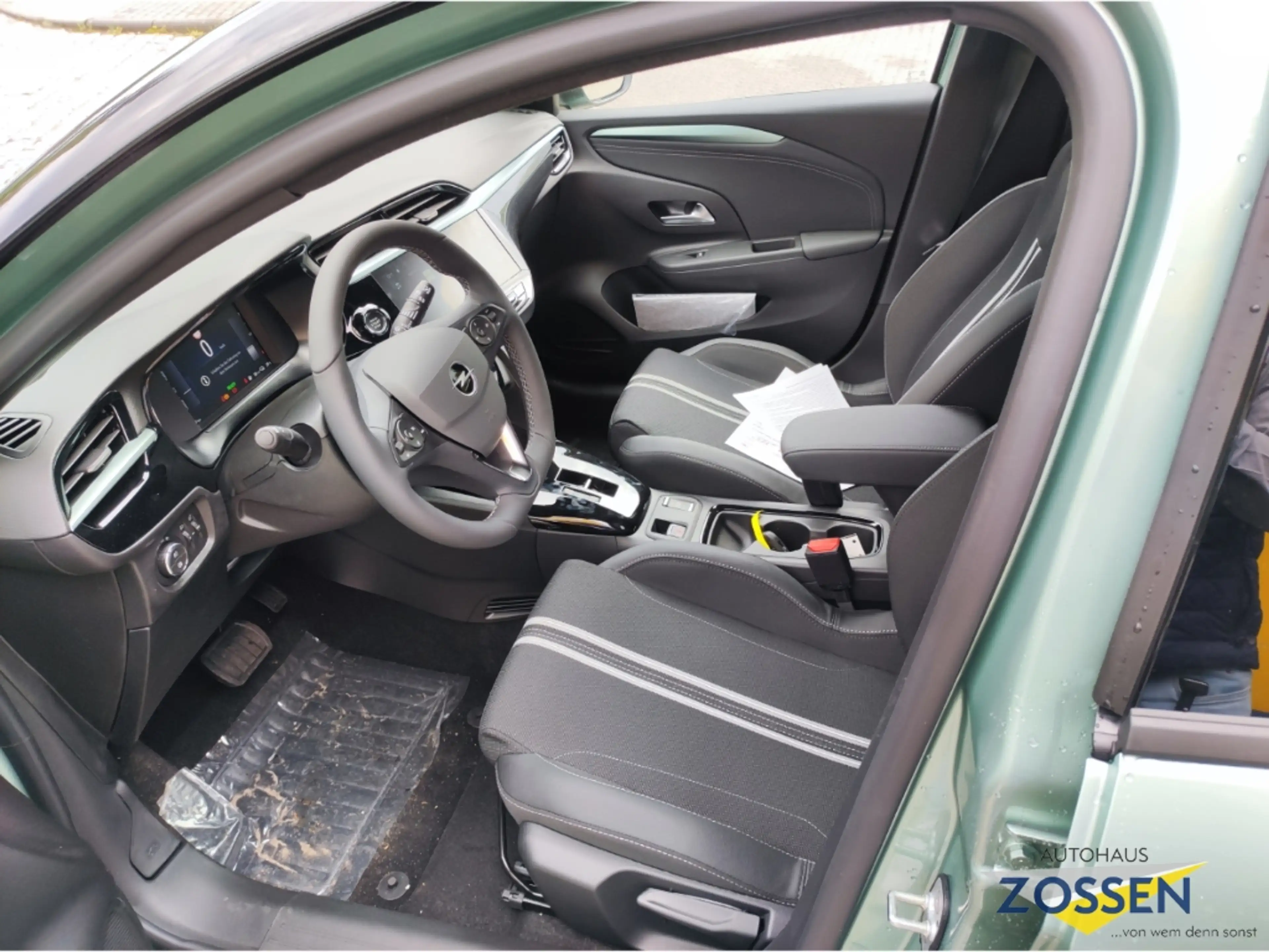 Opel Corsa-e YES Long Range+Wärmepumpe+SHZ+Allwetterreifen+Mult — photo 8