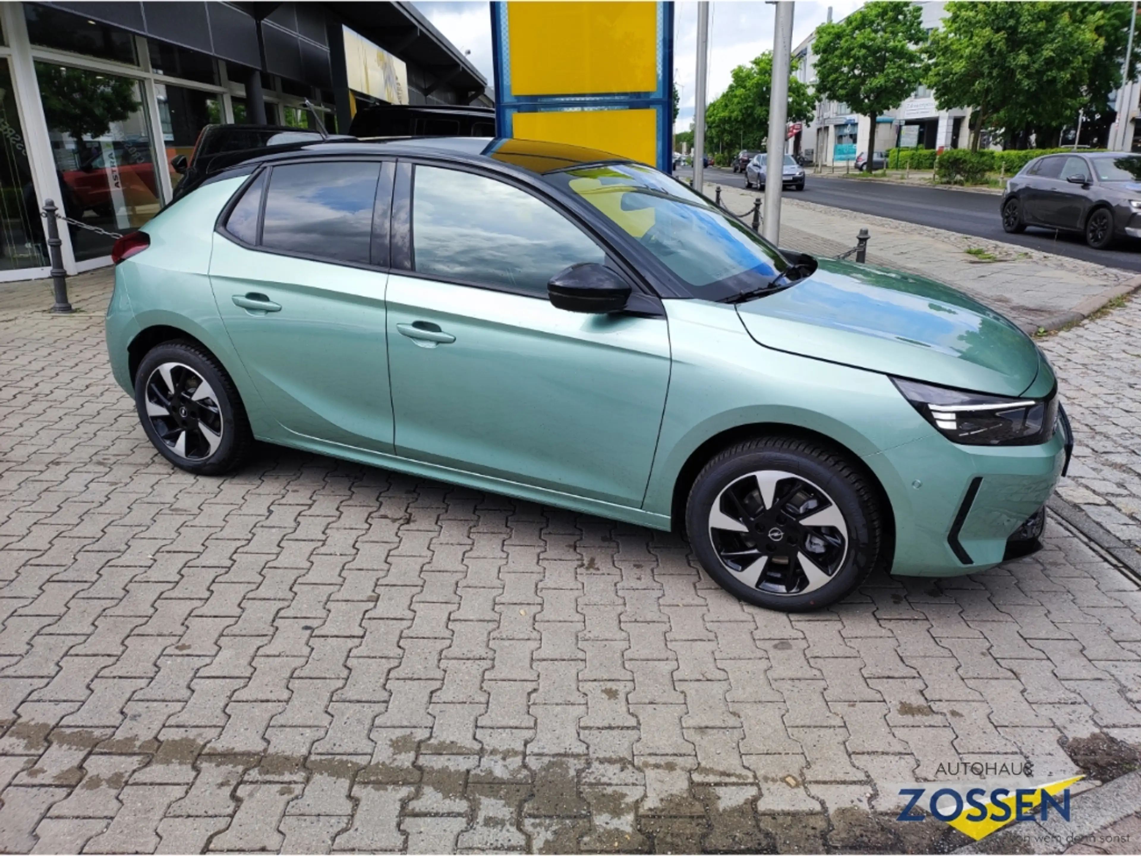 Opel Corsa-e YES Long Range+Wärmepumpe+SHZ+Allwetterreifen+Mult — photo 3