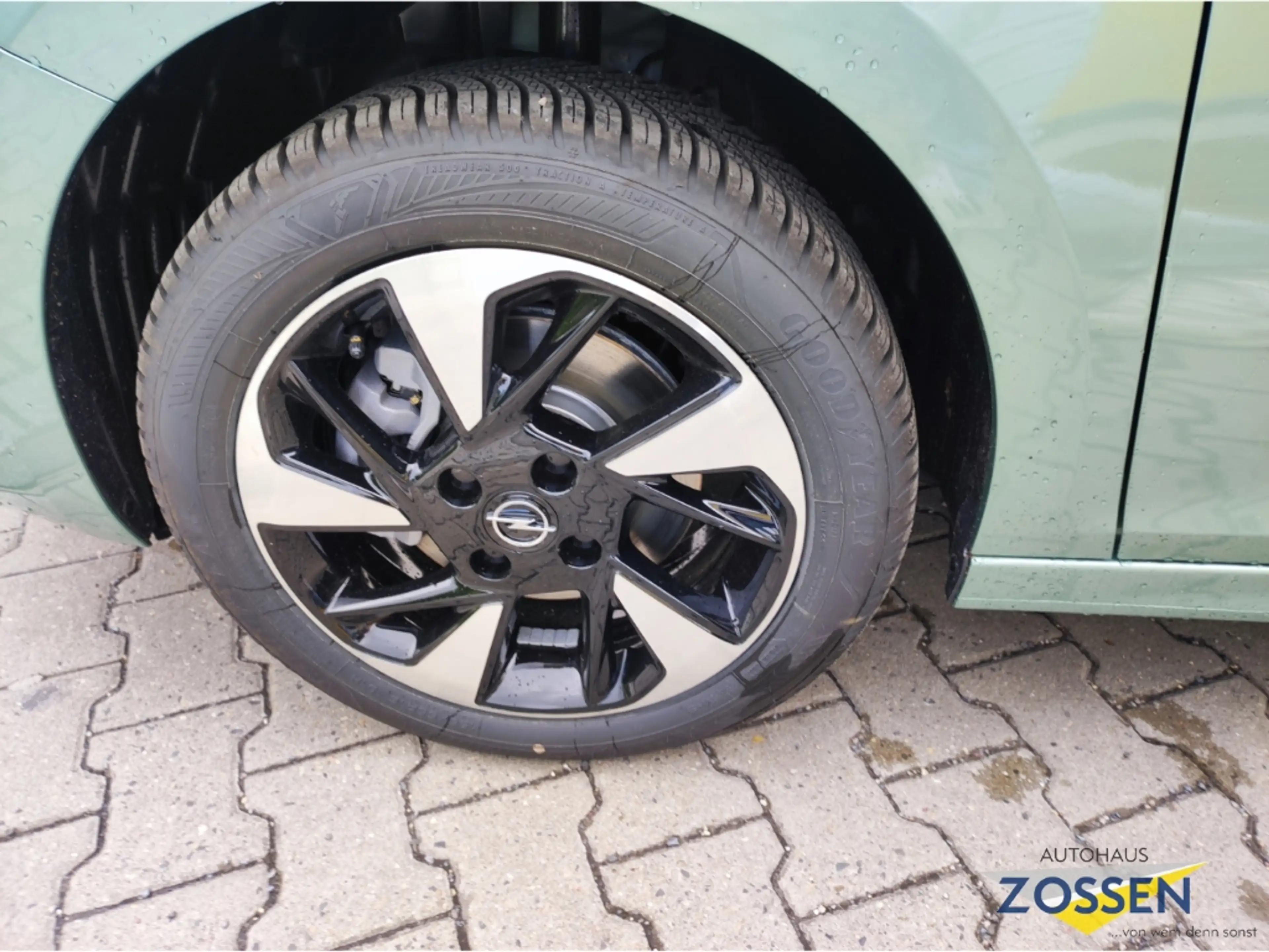 Opel Corsa-e YES Long Range+Wärmepumpe+SHZ+Allwetterreifen+Mult — photo 7