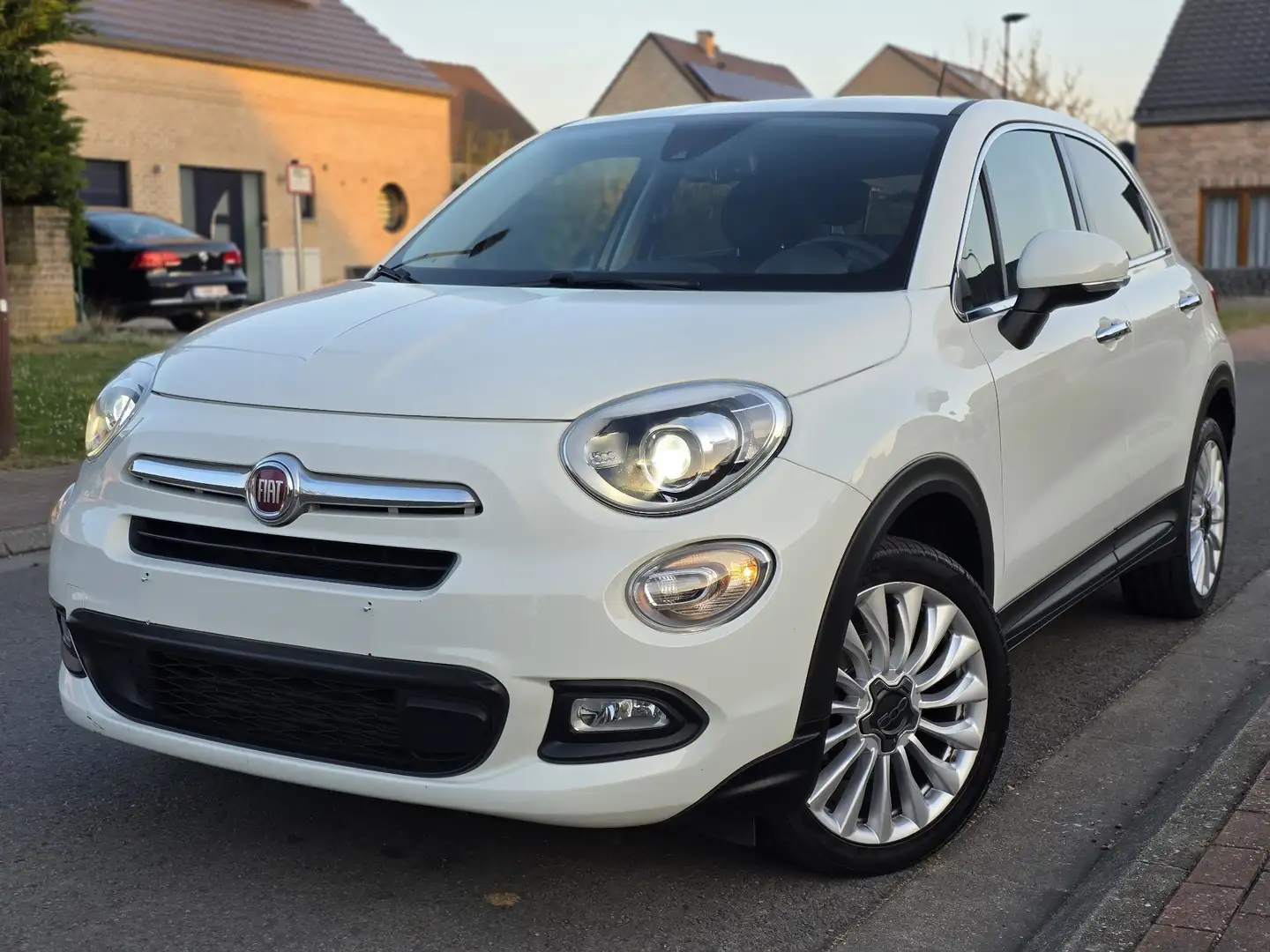 Fiat 500X 1.4 MultiAir Cross Plus DCT Blanc - 1