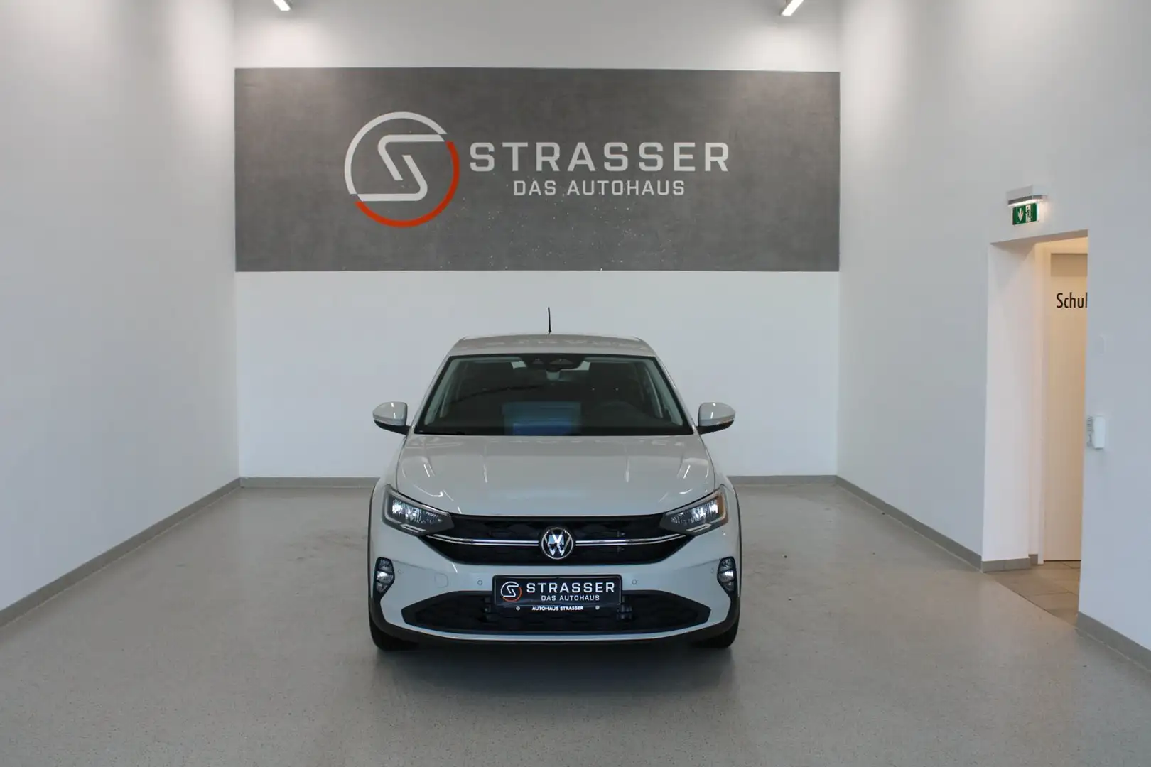 Volkswagen Taigo 4Me TSI Grau - 2