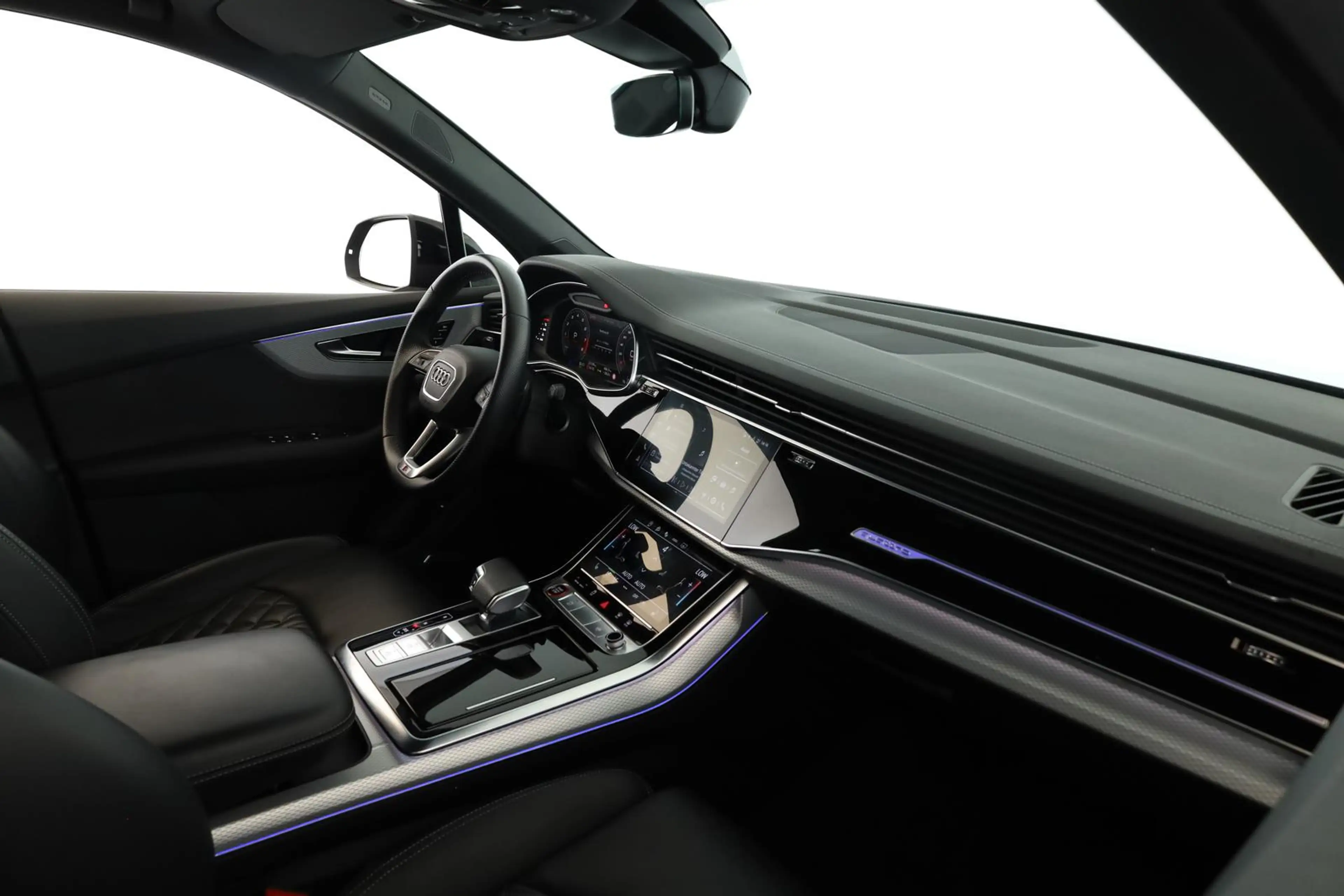 Audi SQ7 TFSI Facelift 7S Matrix Pano BangO ACC 22" — photo 8