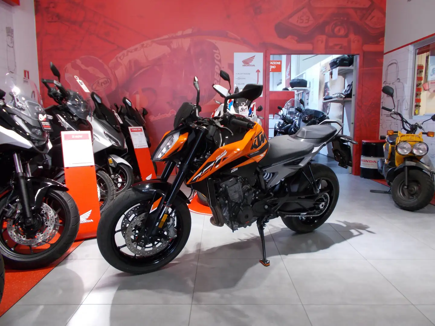 KTM 790 Duke L Oranžová - 1