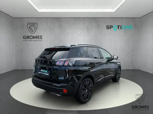 Peugeot 3008 view 3