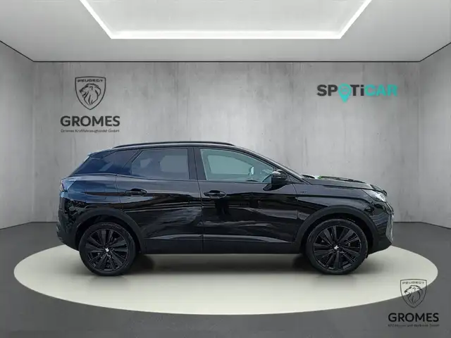 Peugeot 3008 view 2