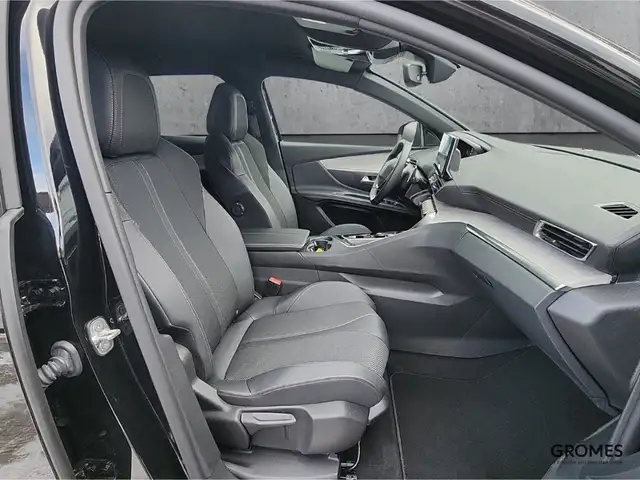 Peugeot 3008 view 13