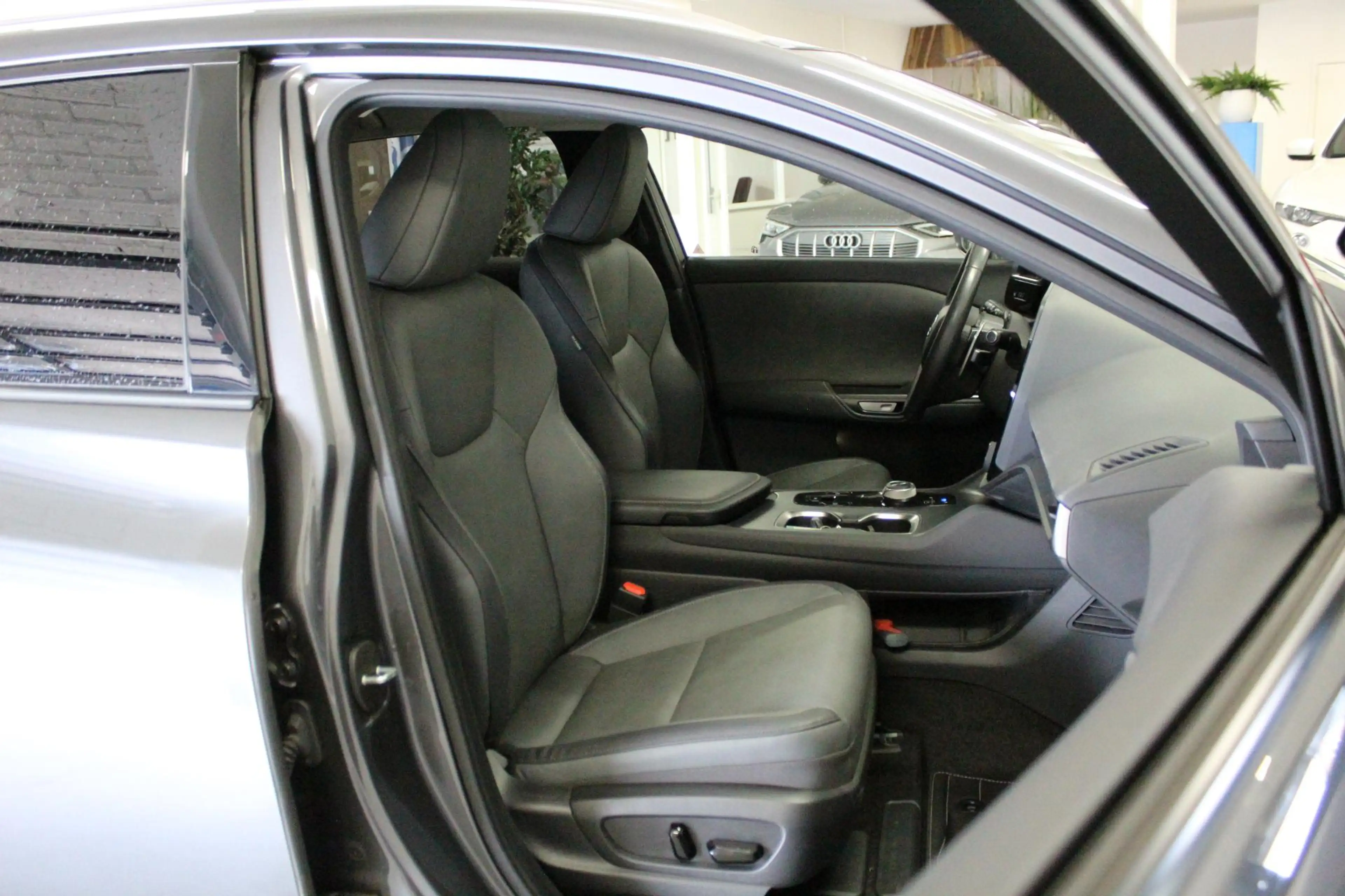 Lexus RZ 450e Executive Line 71 kWh | 100% S.O.H | CAMERA | — photo 18