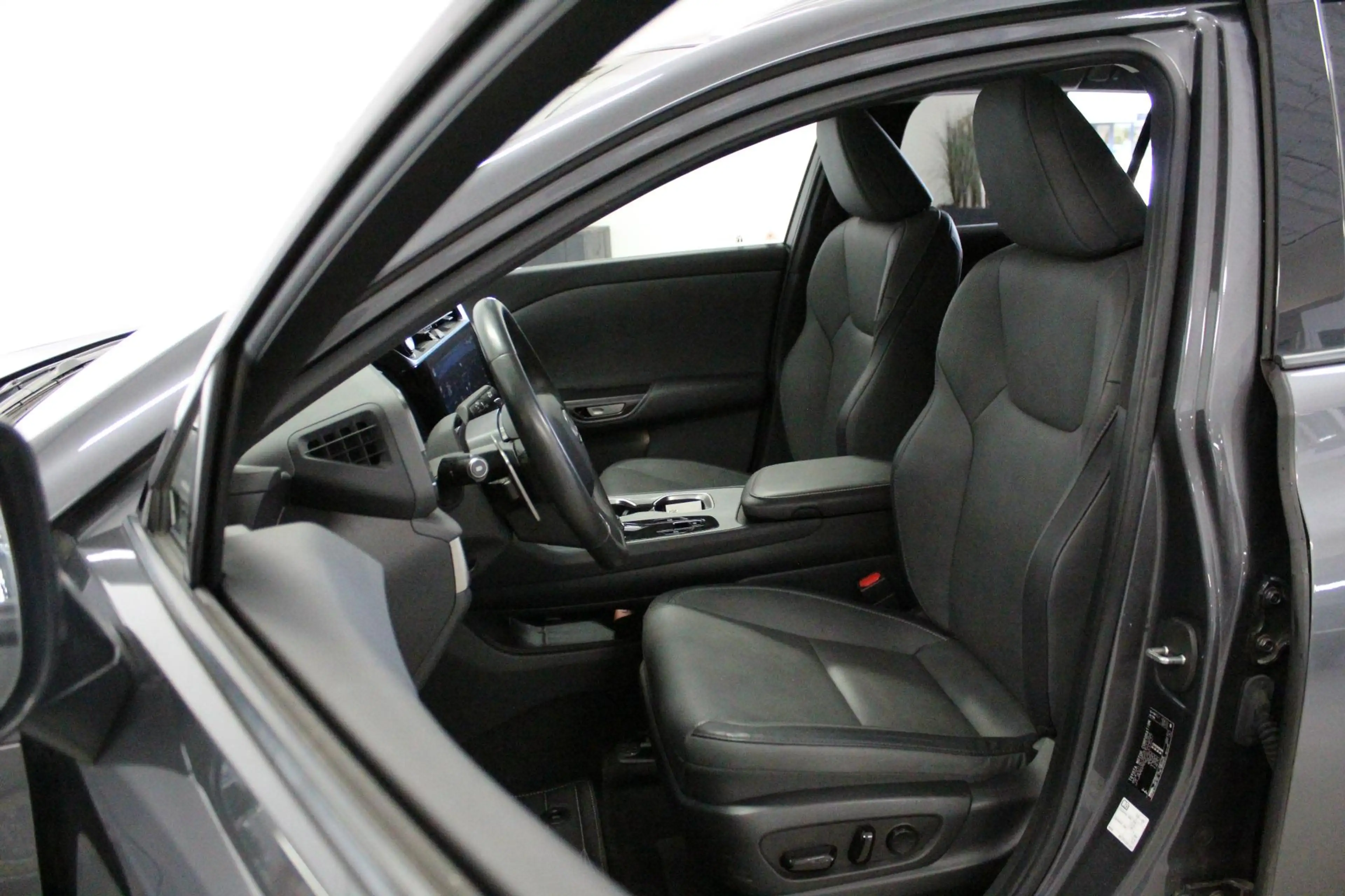 Lexus RZ 450e Executive Line 71 kWh | 100% S.O.H | CAMERA | — photo 11