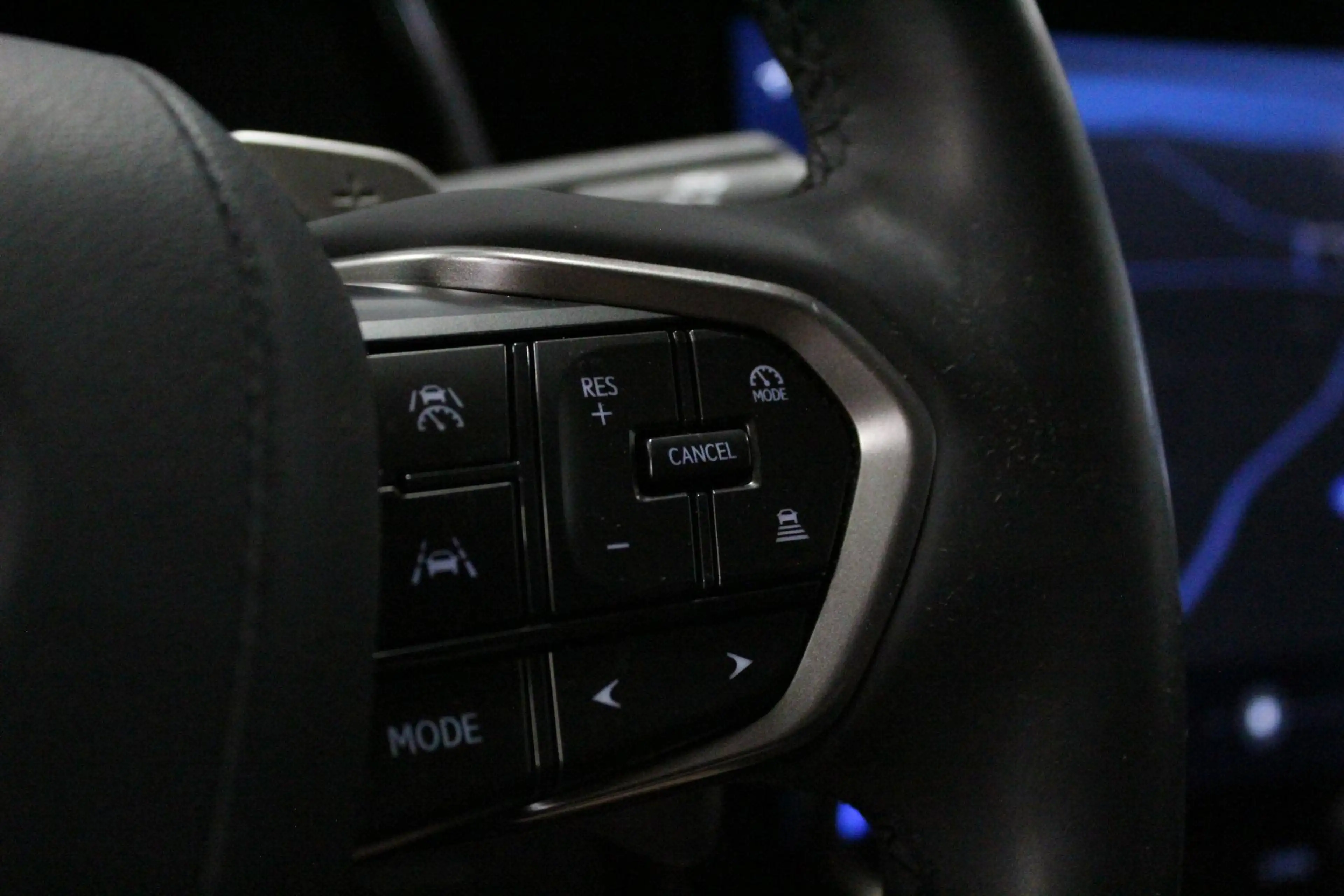 Lexus RZ 450e Executive Line 71 kWh | 100% S.O.H | CAMERA | — photo 25