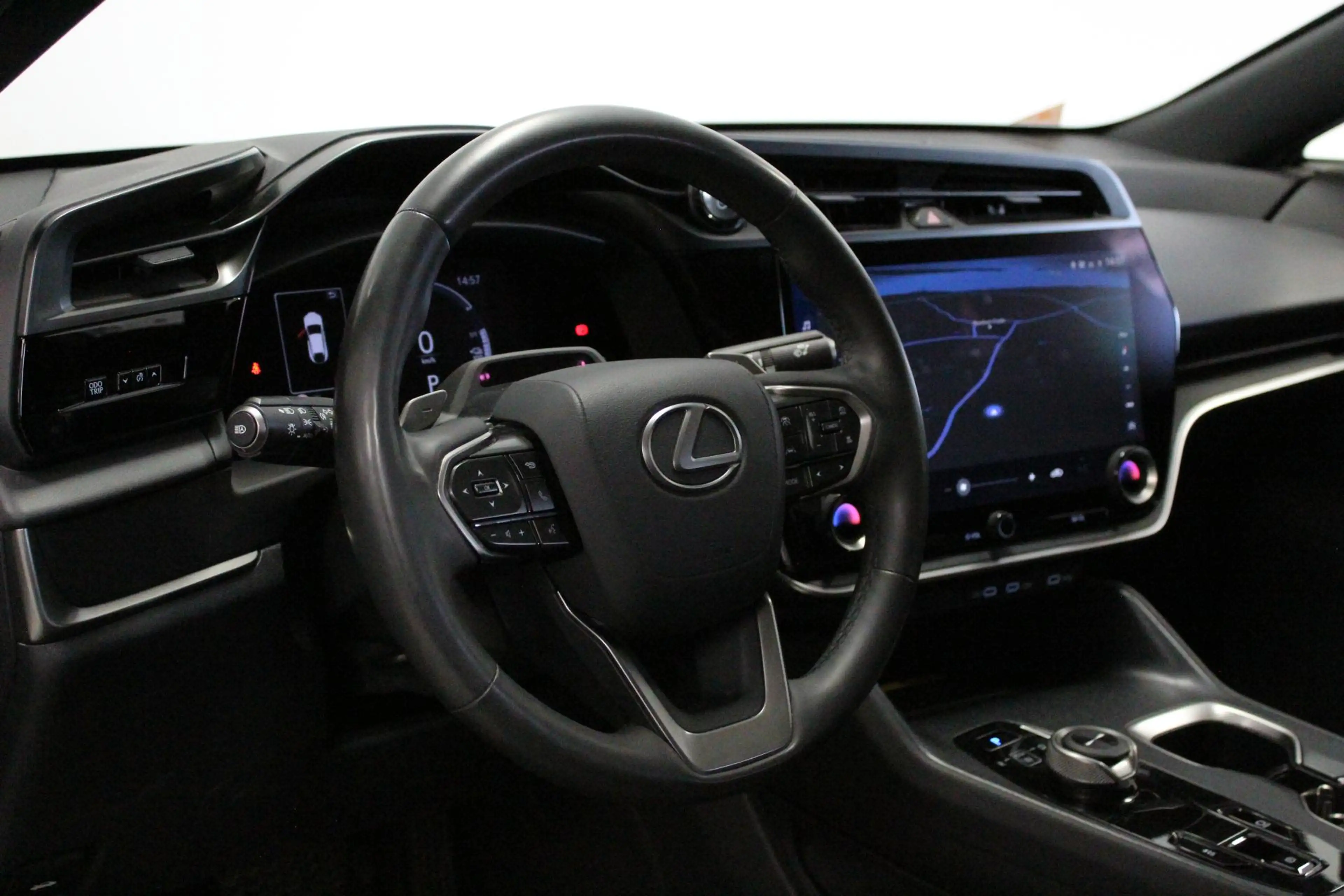 Lexus RZ 450e Executive Line 71 kWh | 100% S.O.H | CAMERA | — photo 10