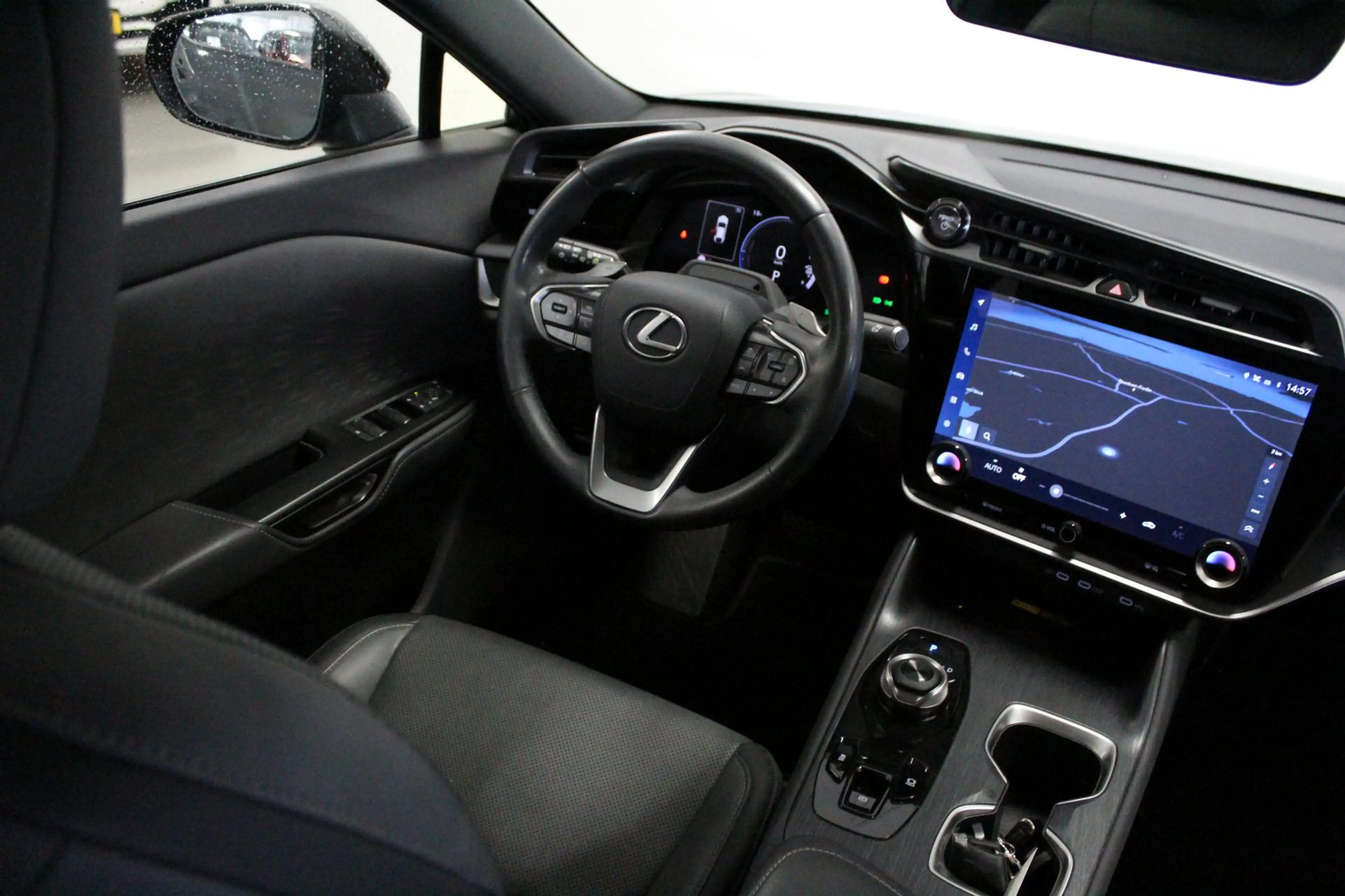 Lexus RZ 450e Executive Line 71 kWh | 100% S.O.H | CAMERA | — photo 14