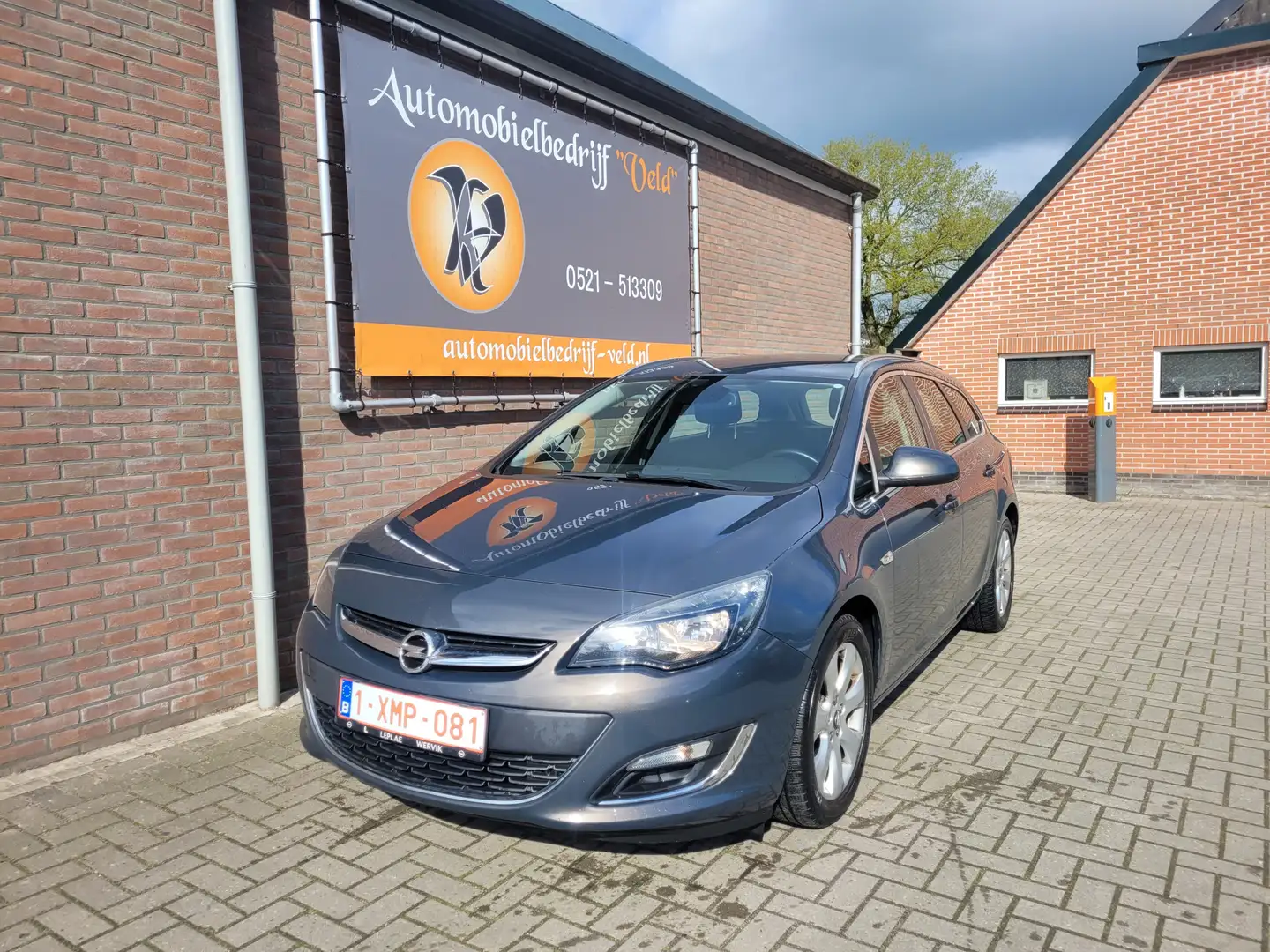 Opel Astra 1.7 cdti editon 81kw Gris - 1