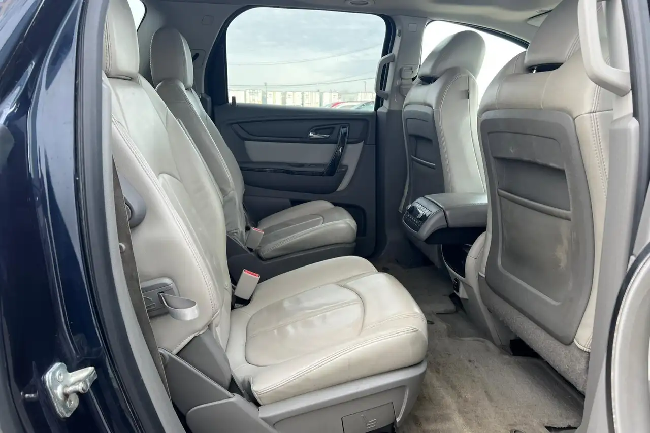 GMC Acadia снимка GMC Acadia