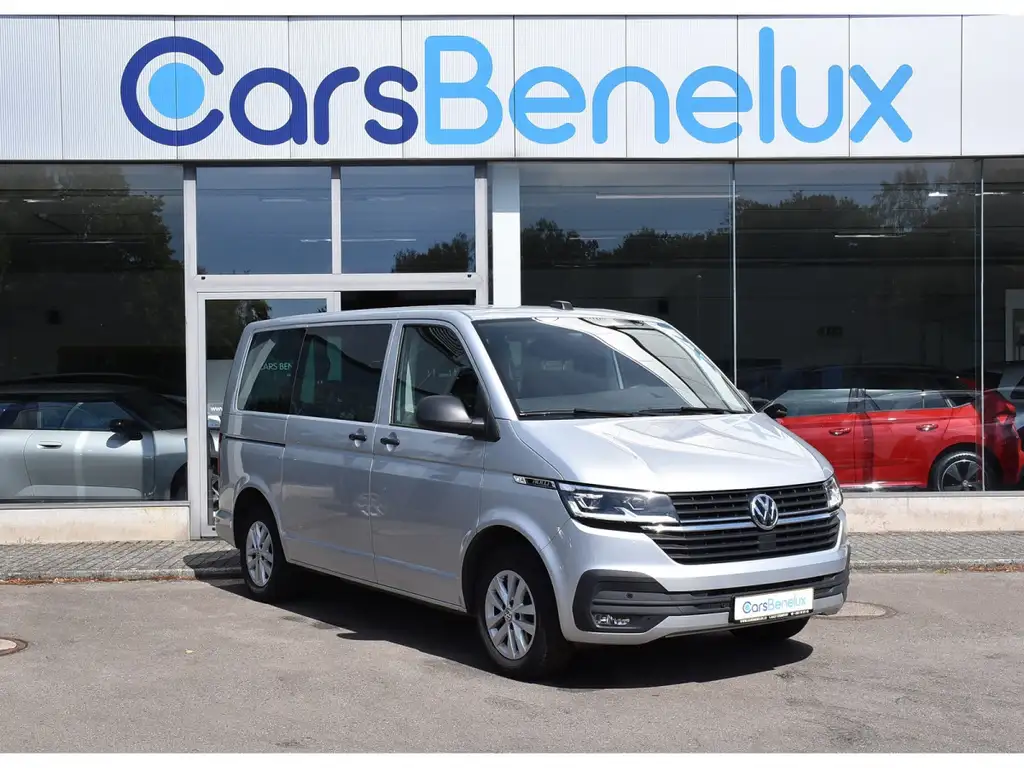 Volkswagen T6.1 Multivan 2021 из Европы — купить под ключ