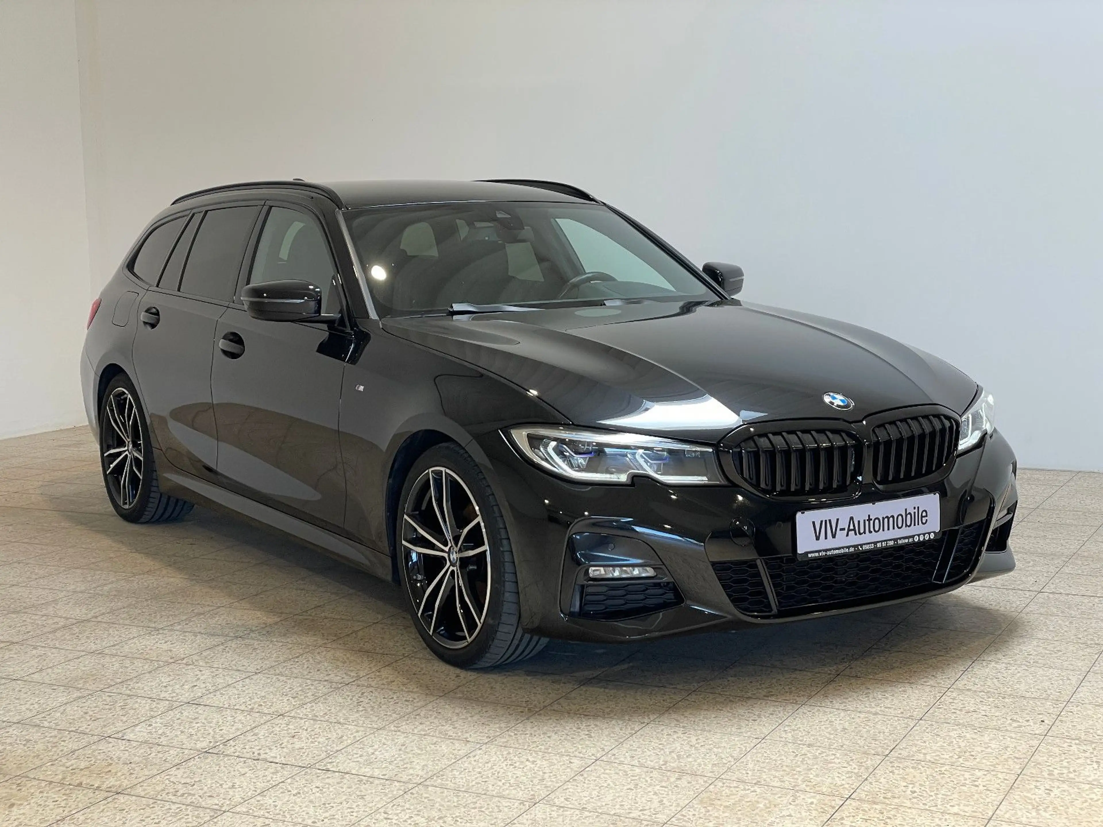 BMW 320 d Touring M Sport Paket Laser*Head-Up*DAB — photo 3