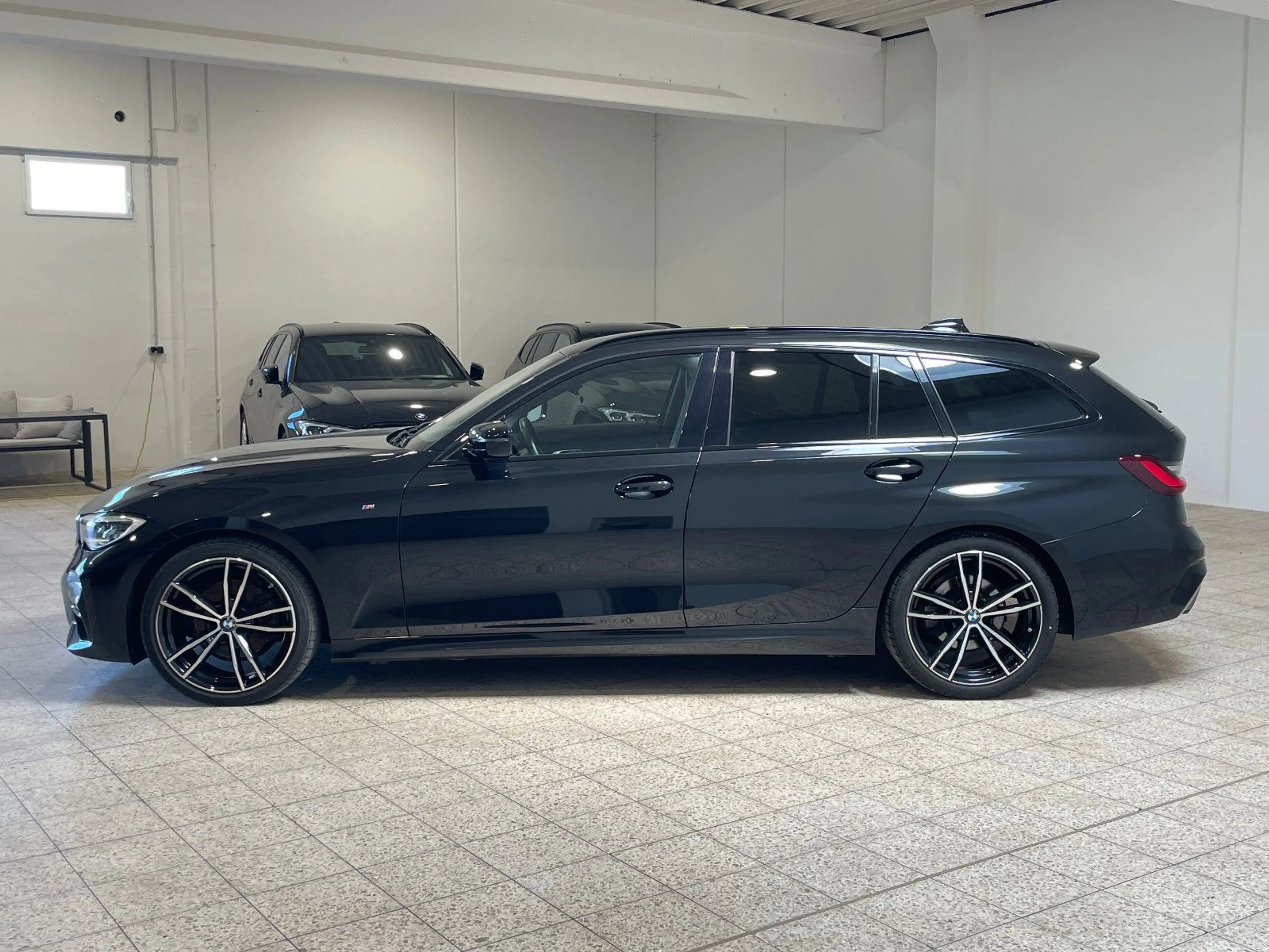 BMW 320 d Touring M Sport Paket Laser*Head-Up*DAB — photo 7