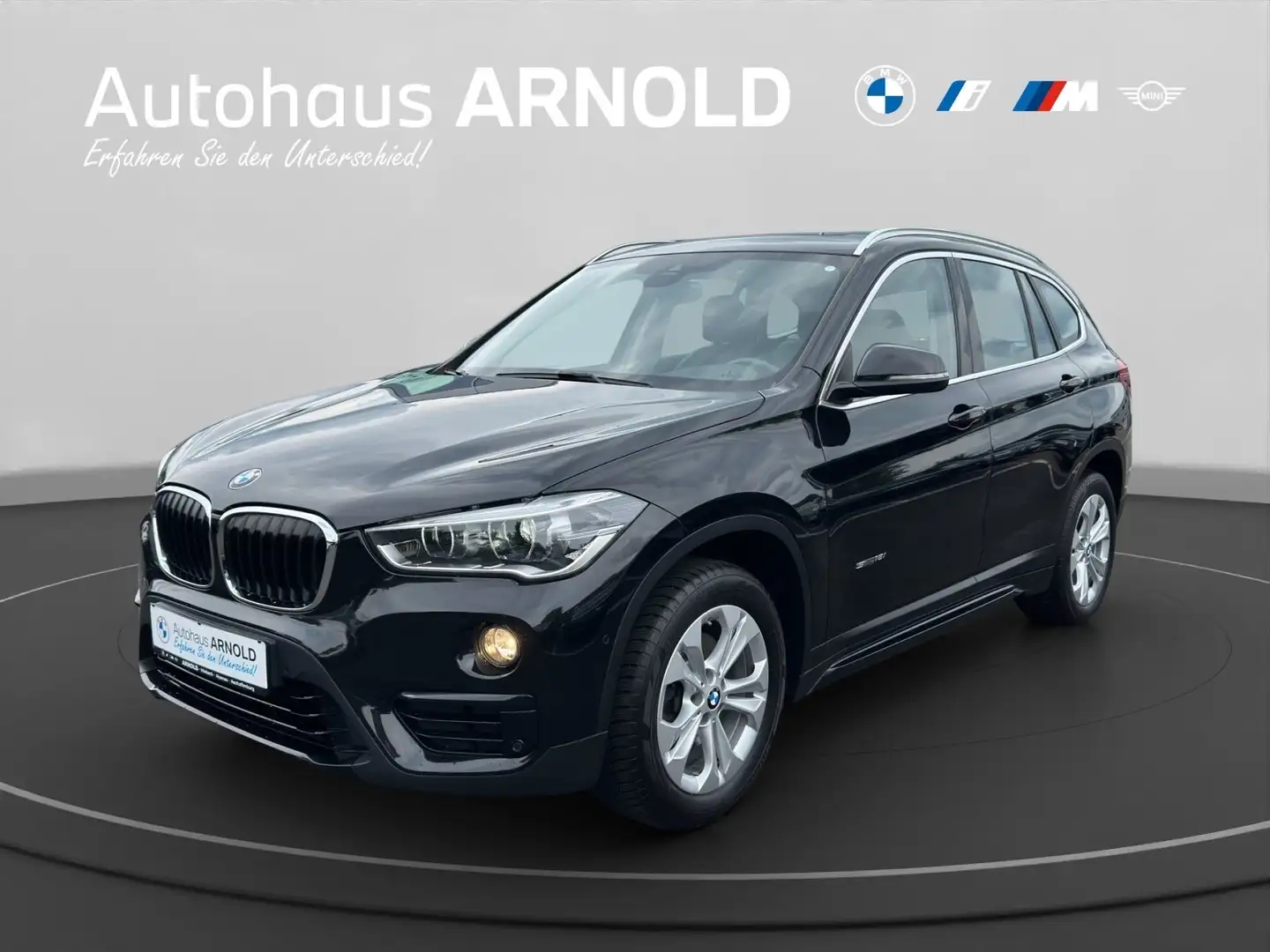 BMW X1 sDrive18i Sport Line Head-Up Pano.Dach Komfortzuga Schwarz - 1