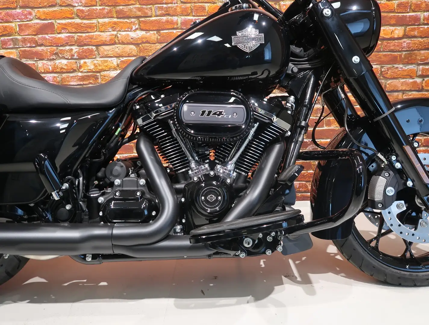 Harley-Davidson Road King FLHRXS Special 114 Negru - 2