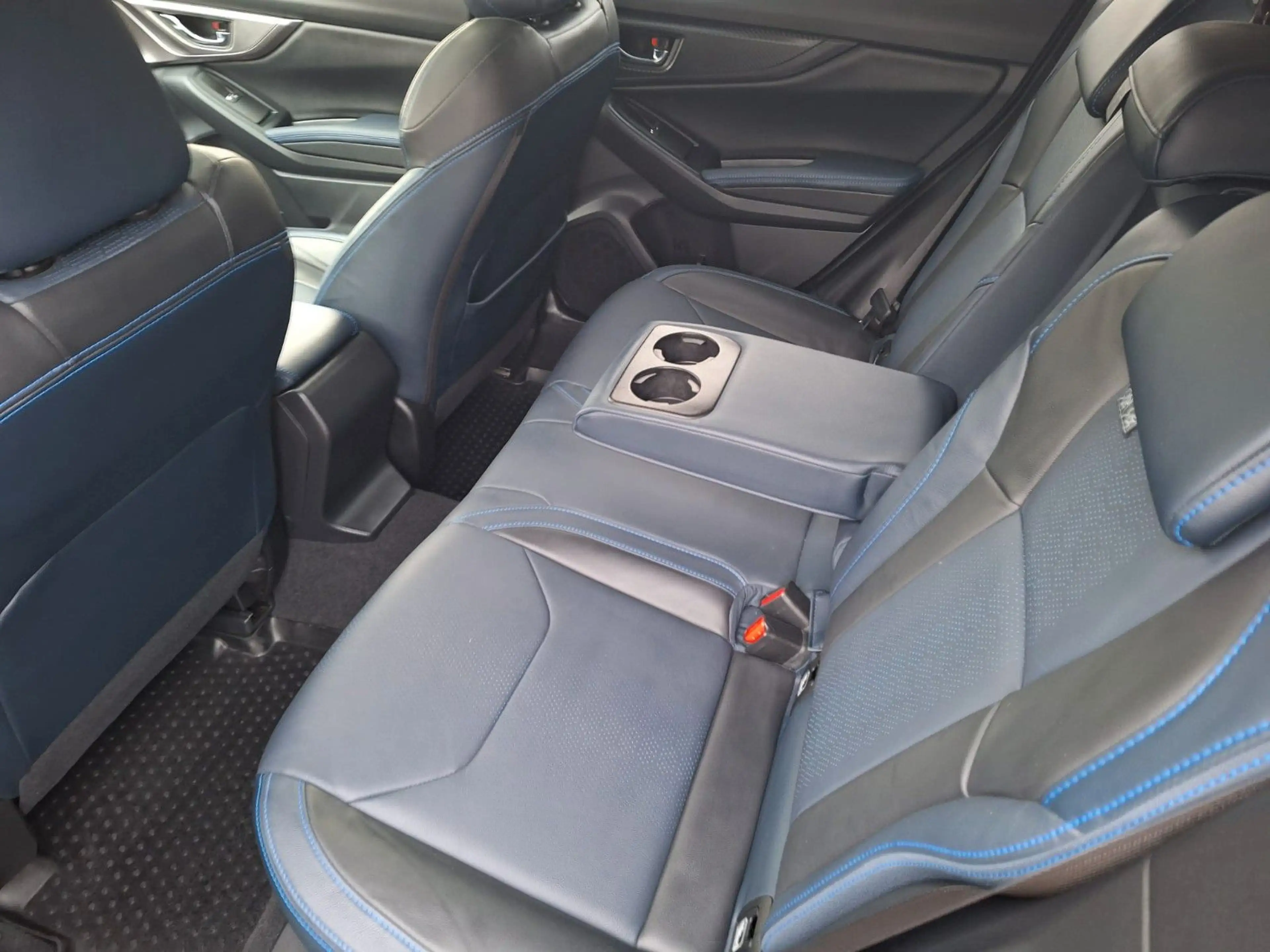 Subaru XV 2.0ie Platinum Lineartronic 4WD, 1.Hd — photo 13