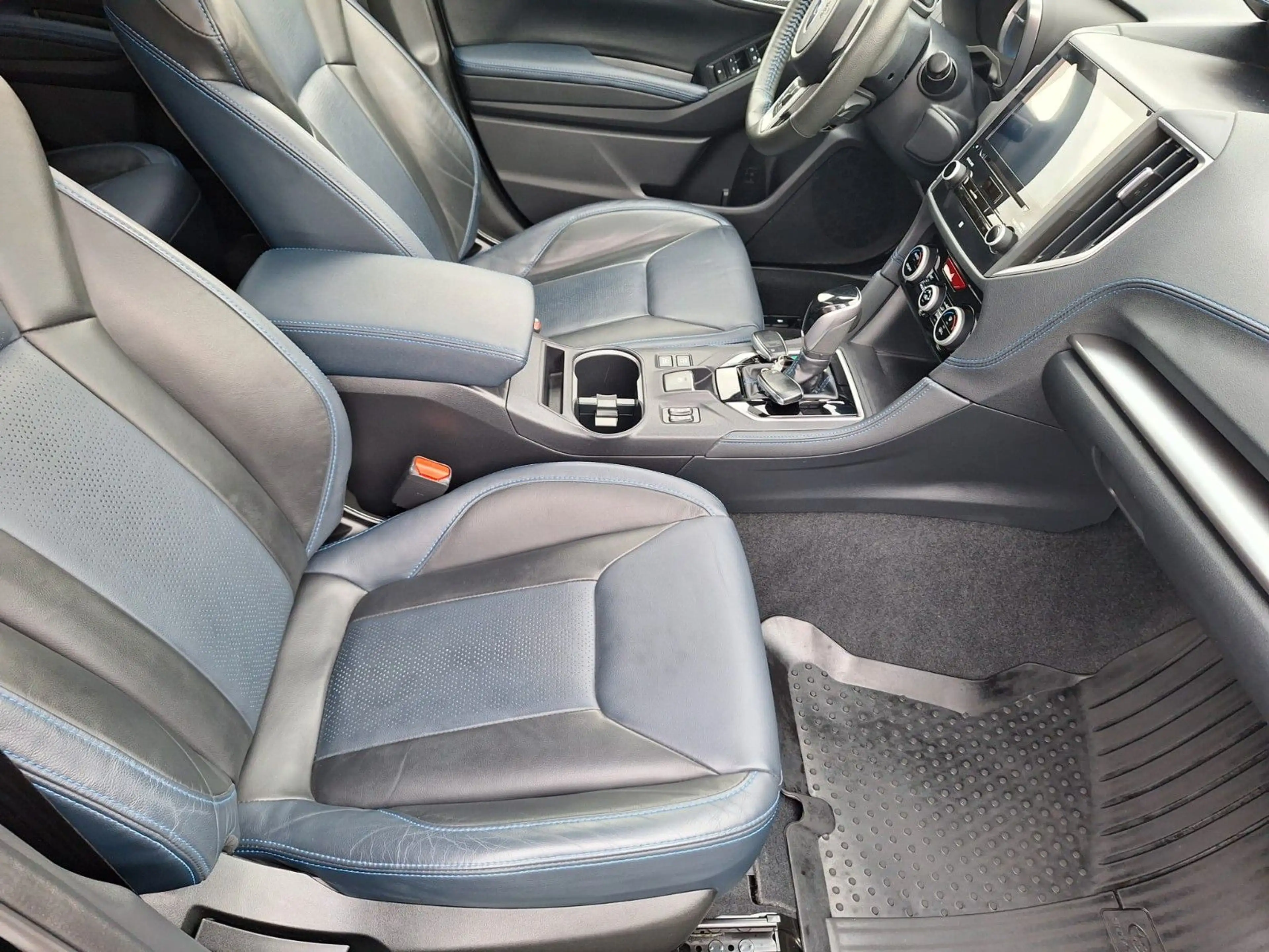 Subaru XV 2.0ie Platinum Lineartronic 4WD, 1.Hd — photo 9