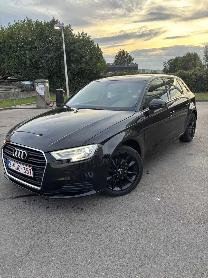 Audi A3 1.0 TFSI Sportback sport Noir - 1