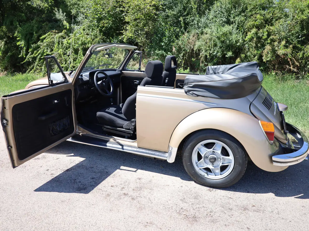 Volkswagen Käfer Cabrio 1303 LS, foto 10