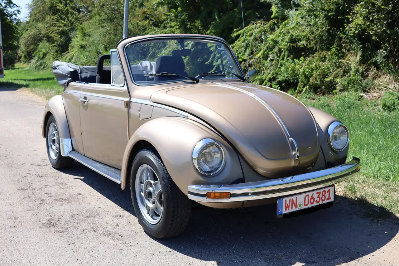 Volkswagen Käfer Cabrio 1303 LS, foto 1